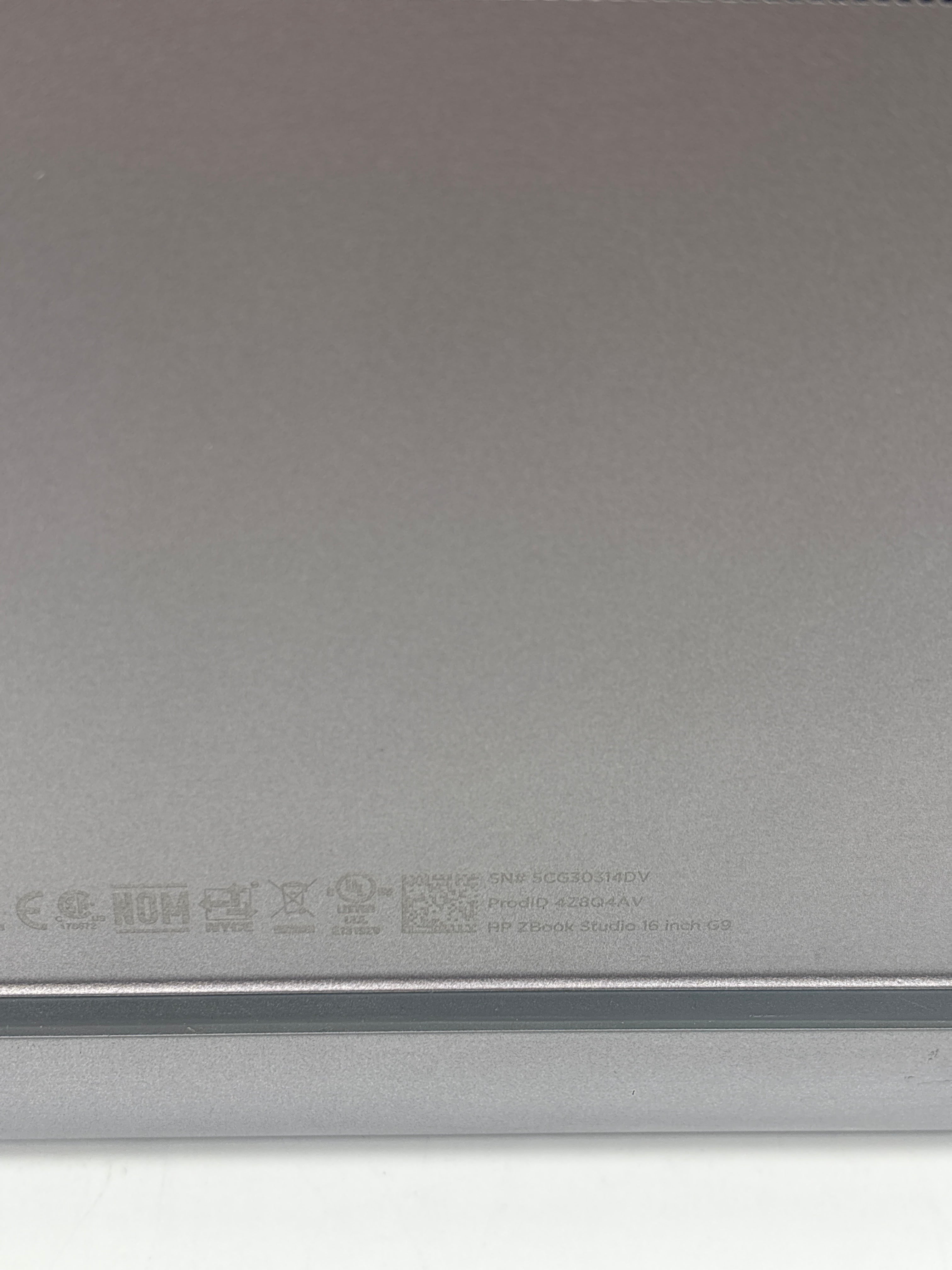 HP ZBook Studio 16 G9 i7-12800H 32GB RAM 1TB SSD - For Parts (Read DESC)