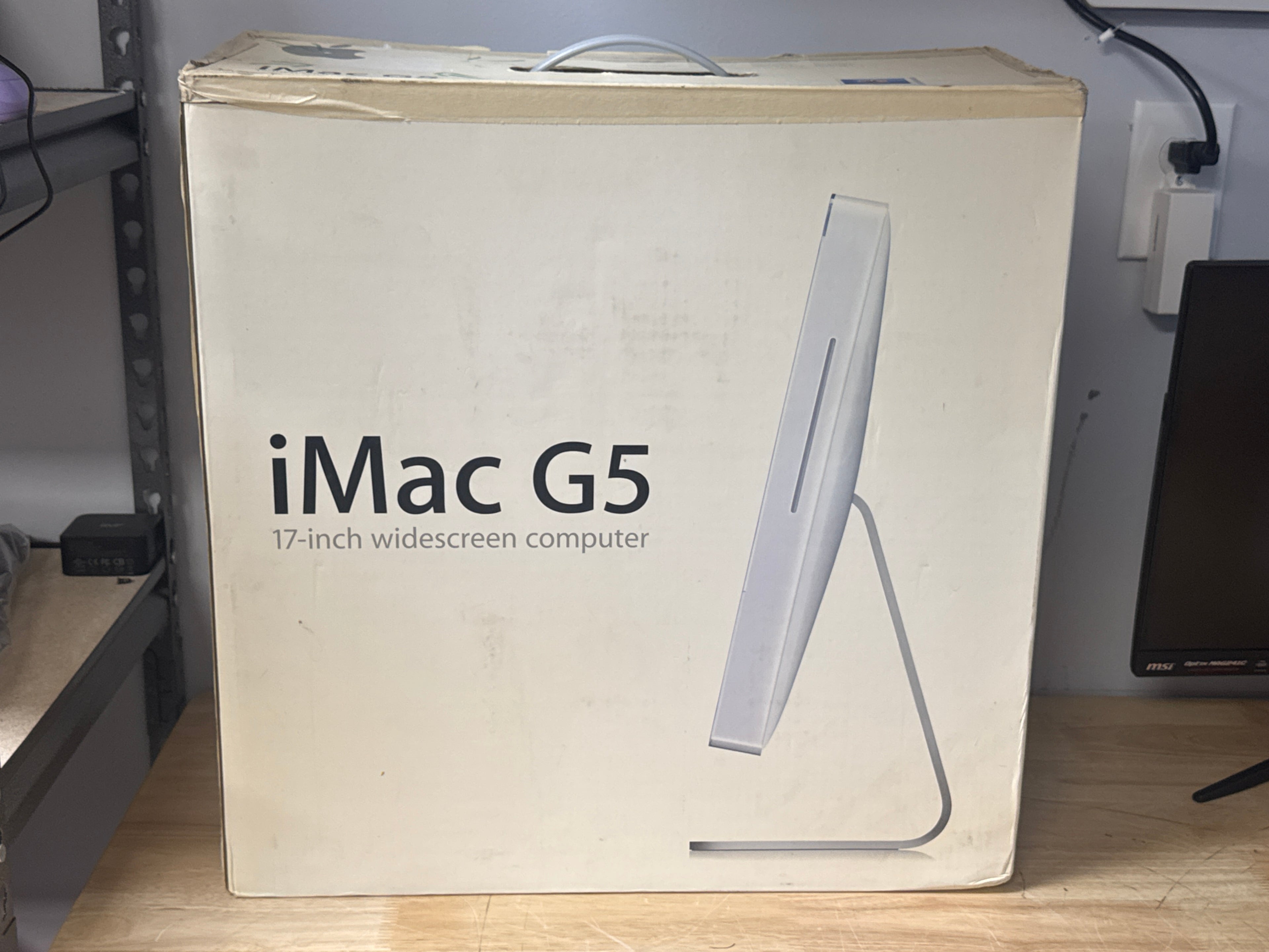 Apple iMac Isight G5 17" PowerPC G5 2GB RAM 160GB HDD All-in-One Desktop - Used