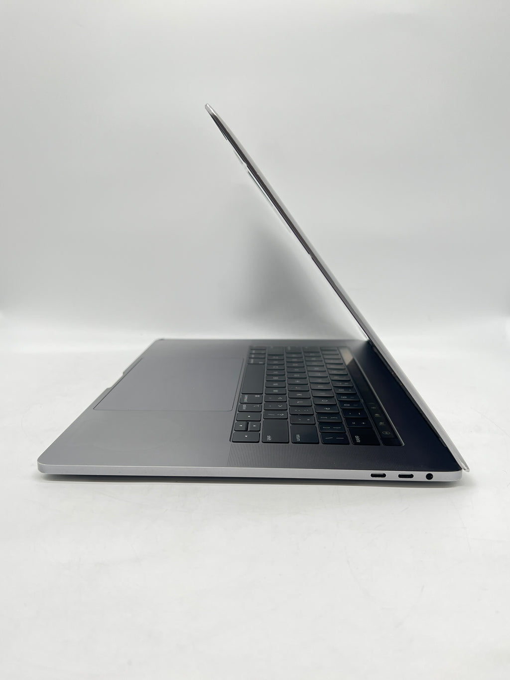 Apple MacBook Pro 15" A1990 Core i7 16GB RAM 256GB SSD Bad Battery