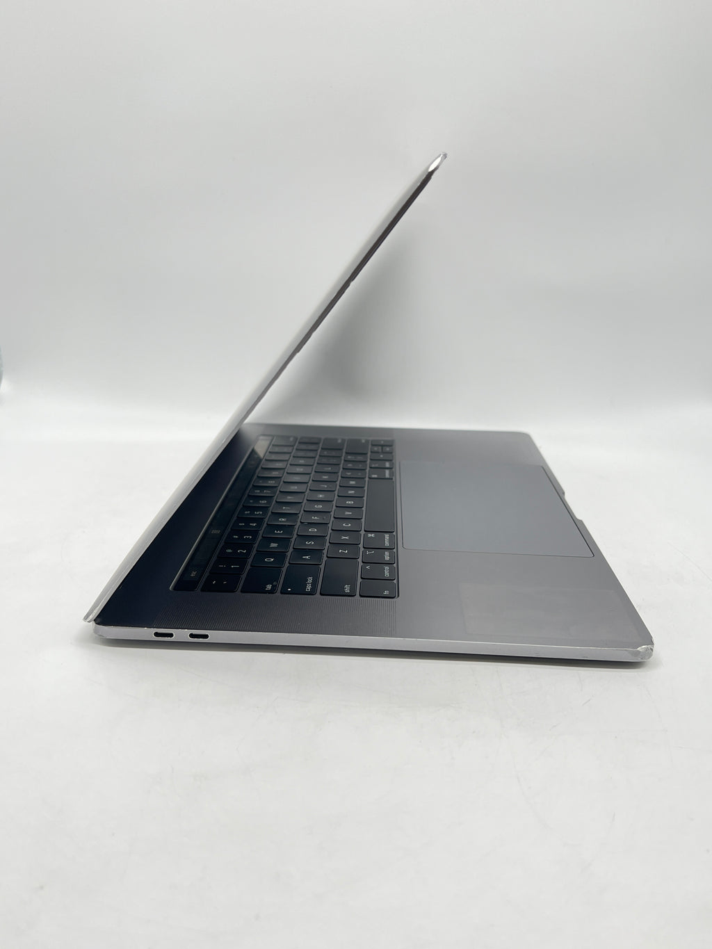 Apple MacBook Pro 15" A1990 Core i7 16GB RAM 256GB SSD Bad Battery