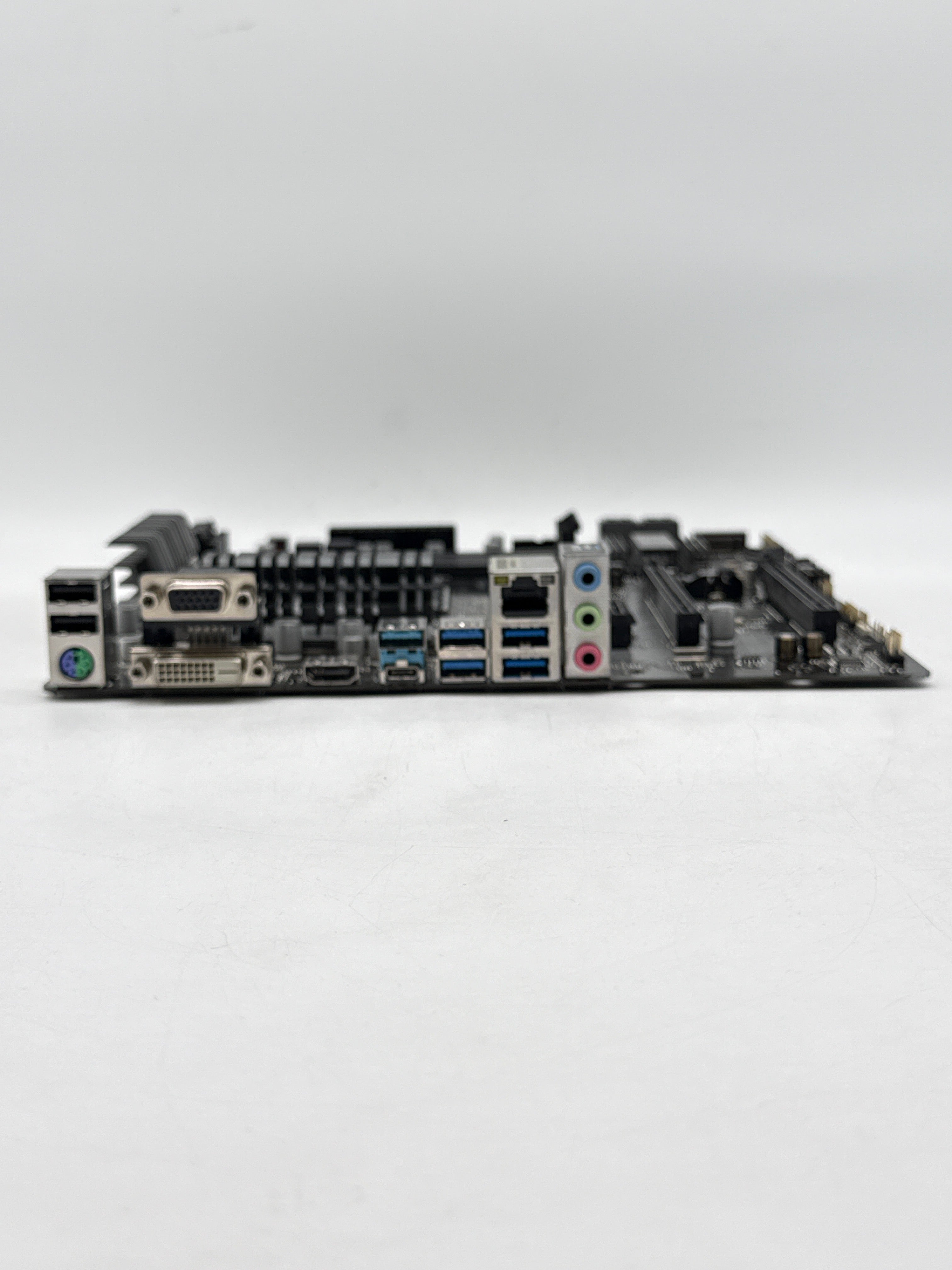 AsRock B450M Pro4 AM4 mATX AMD DDR4 Motherboard
