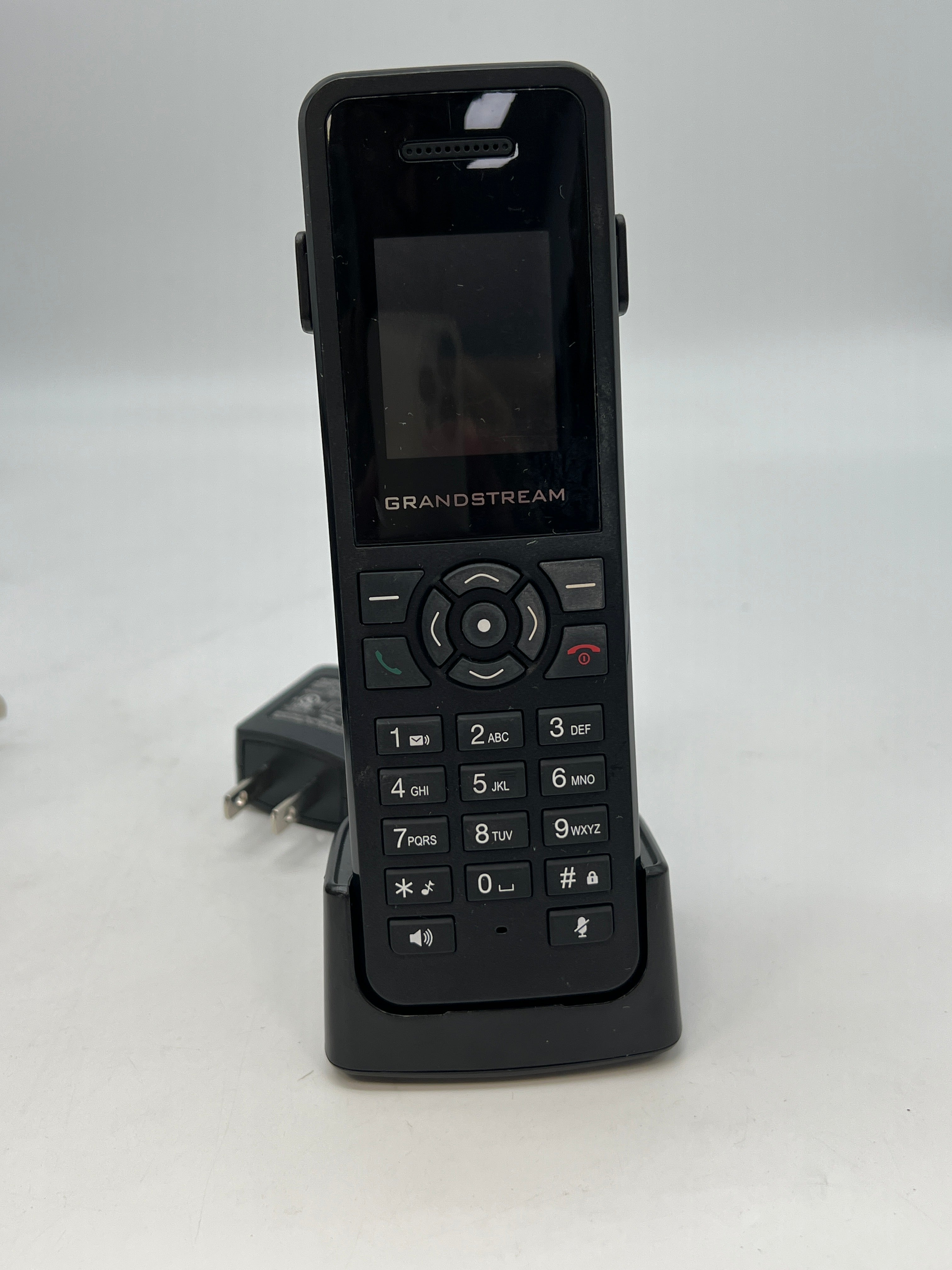 Grandstream DP750 System Bundle w/ 5 Cordless Handsets & 4 Base Stations - Used