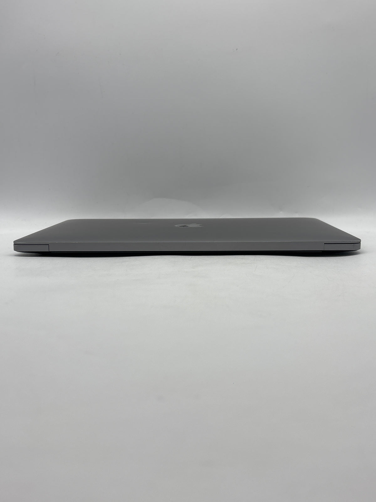 Apple MacBook Pro 13" M1 8GB RAM 256GB SSD Space Gray - READ