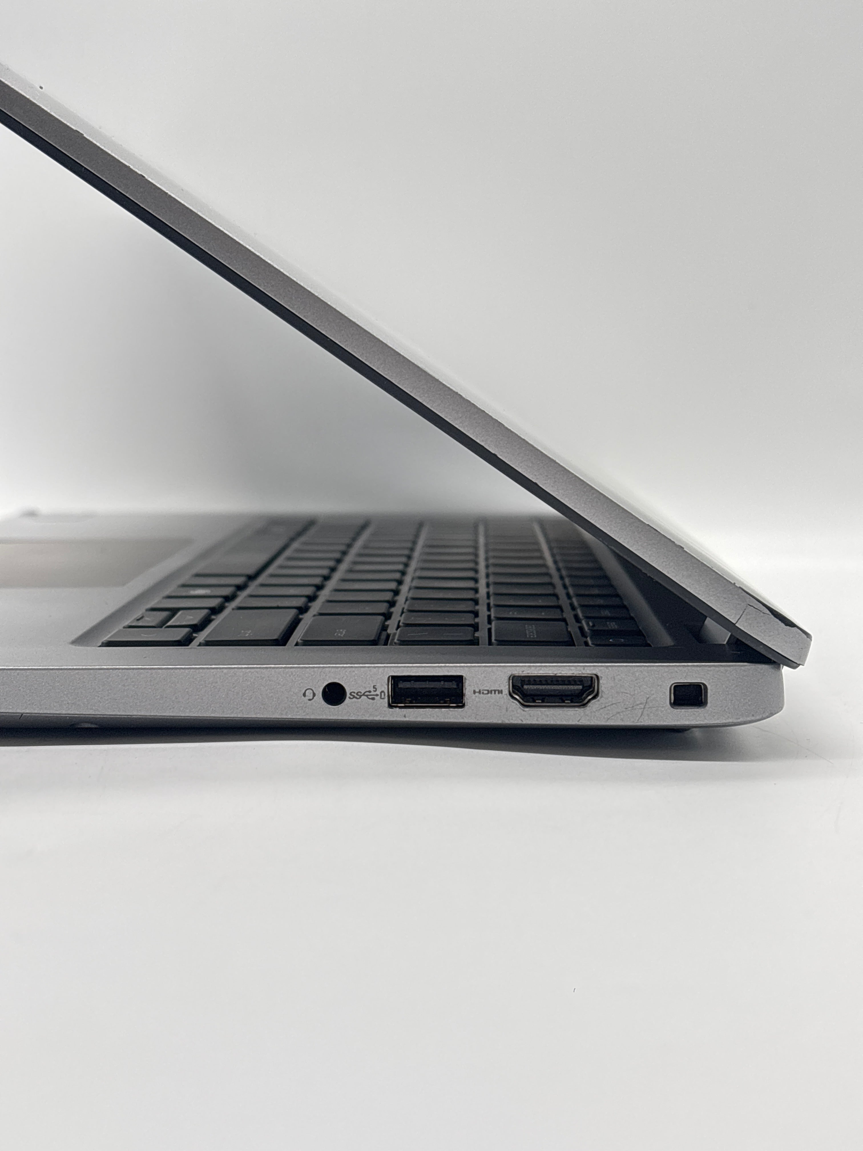 Dell Latitude 5450 Ultra 5 135U 16GB RAM 256GB SSD