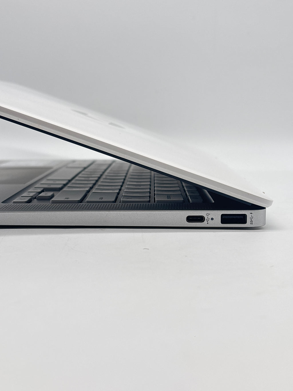 HP Chromebook 14A-ND0040NR AMD 3015CE 4GB RAM 32GB eMMC