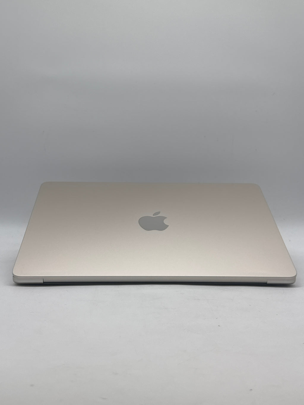 Apple MacBook Air 13" M3 A3113 8GB RAM 256GB SSD Gold - Used