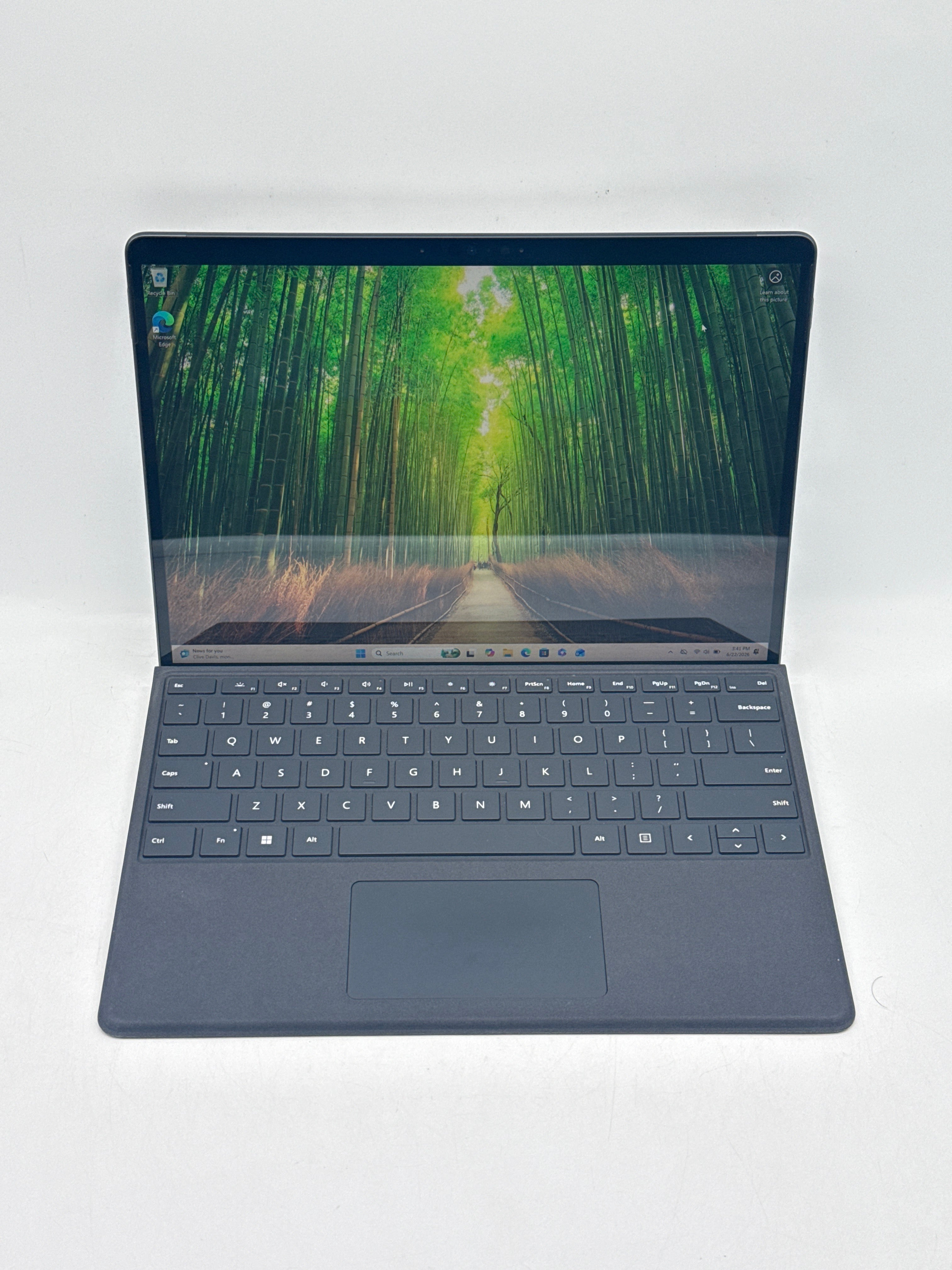 Microsoft Surface Pro 8 1983 i5-1135G7 16GB RAM 256GB SSD