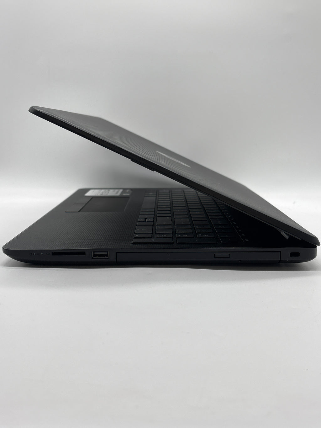 HP 15-bw075nr AMD A6-9220 4GB RAM 500GB HDD