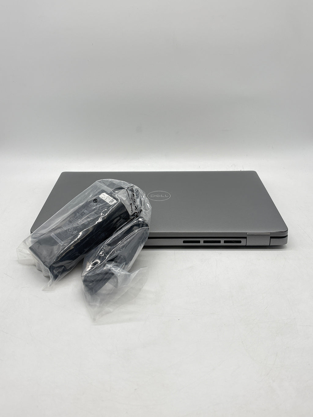 Dell Latitude 5450 Ultra 5 135U 16GB RAM 256GB SSD - Used