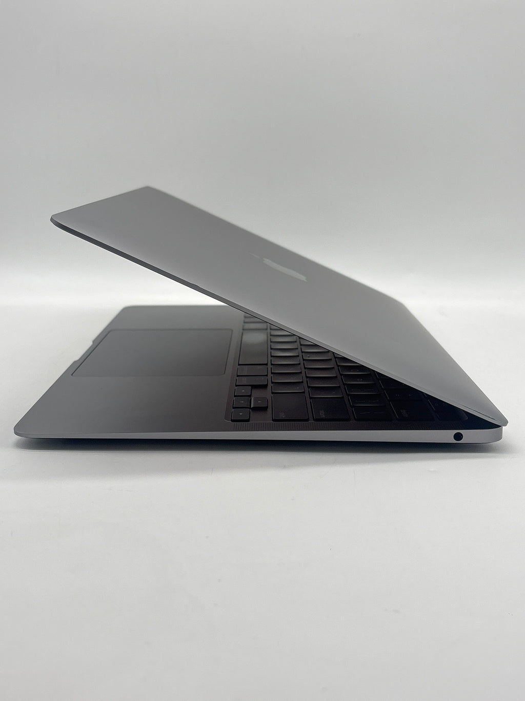 Apple MacBook Air 13" A2337 M1 8GB RAM 256GB SSD