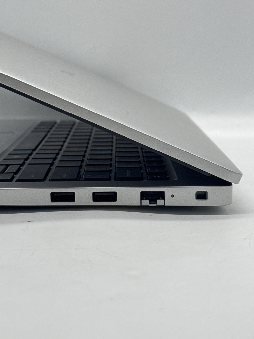Dell Pro 14 PC14250 14" Intel Core Ultra 5 235U 32GB RAM 256GB SSD Silver - Used