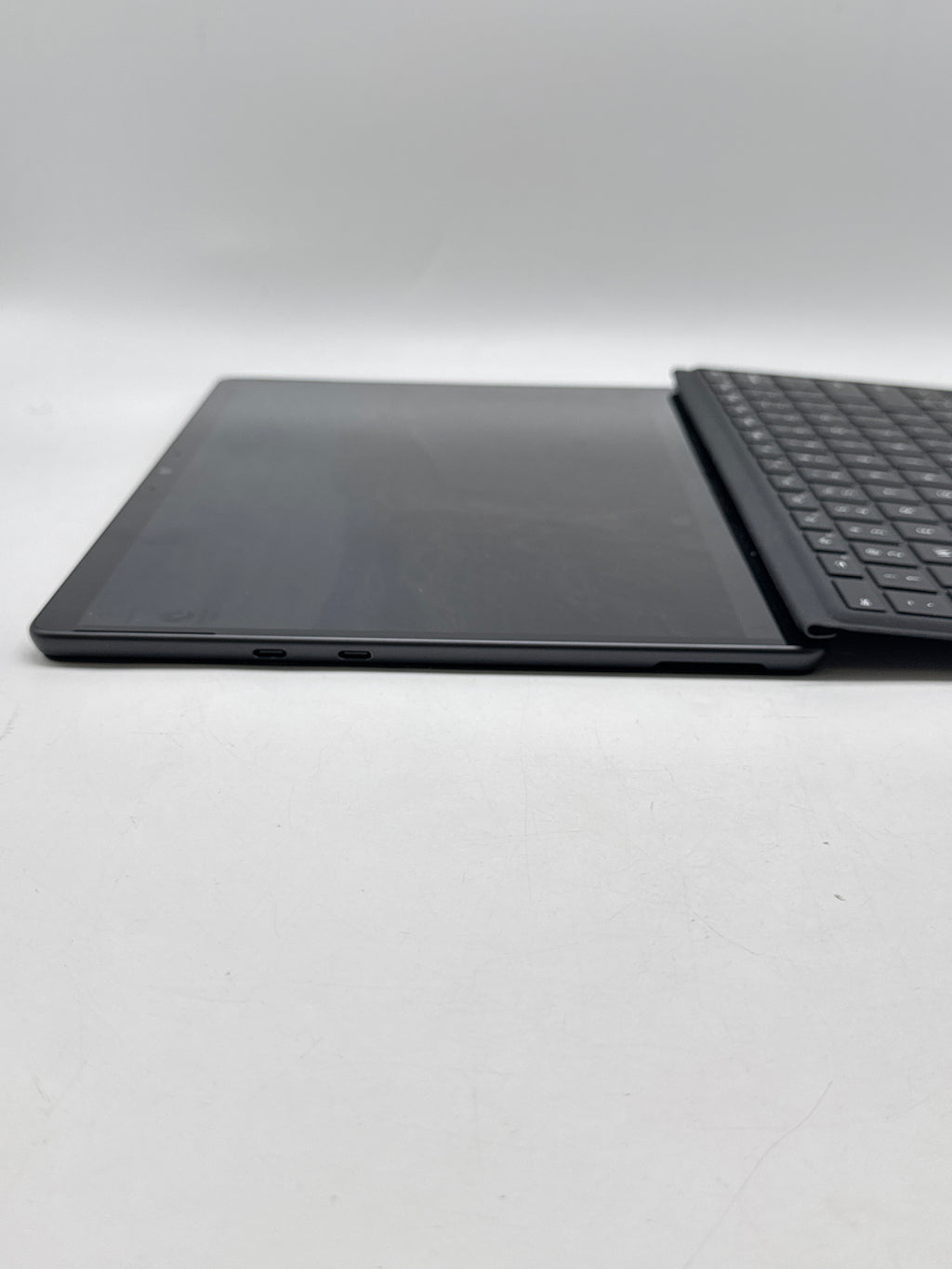 Microsoft Surface Pro 9 2038 13" Core i5-1245U 16GB RAM 256GB SSD - Used
