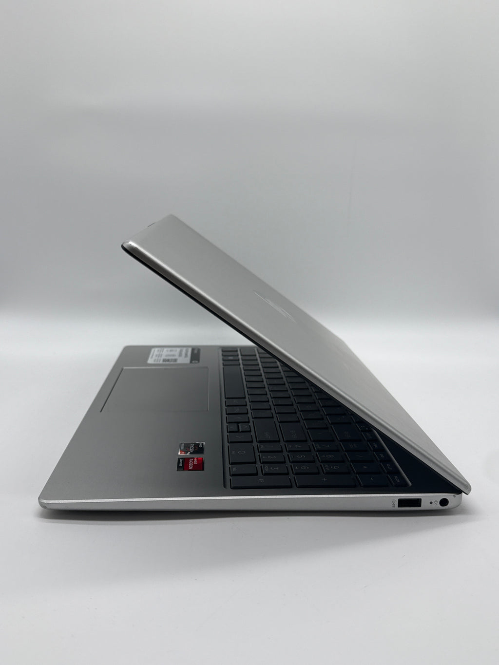 HP 15-fc0013od AMD Ryzen 3 7320U 8GB RAM 256GB SSD