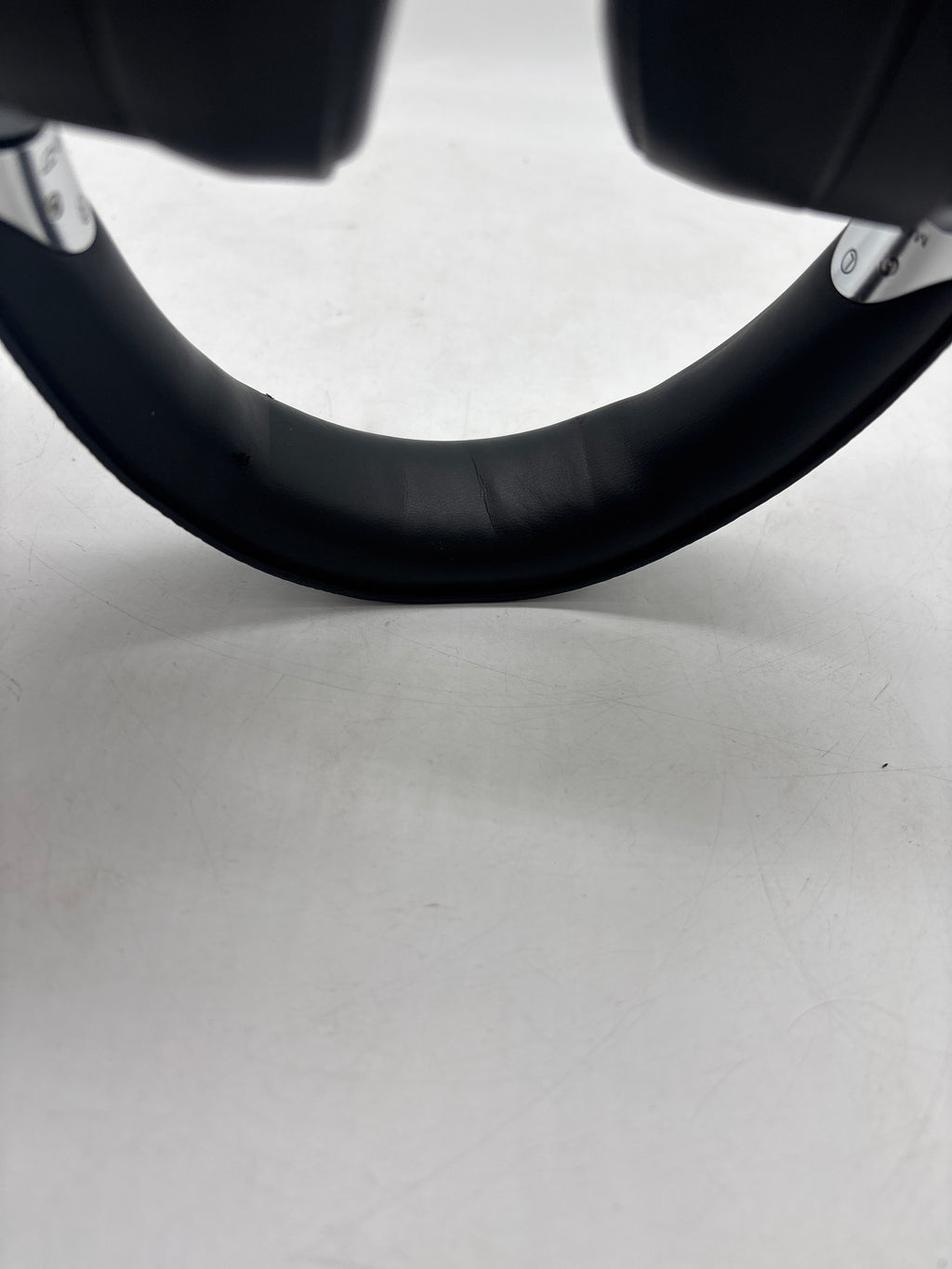 Sony MDR-Z7 Over-Ear High Resolution Audiophile Headphones - For Parts (Left speaker issues)