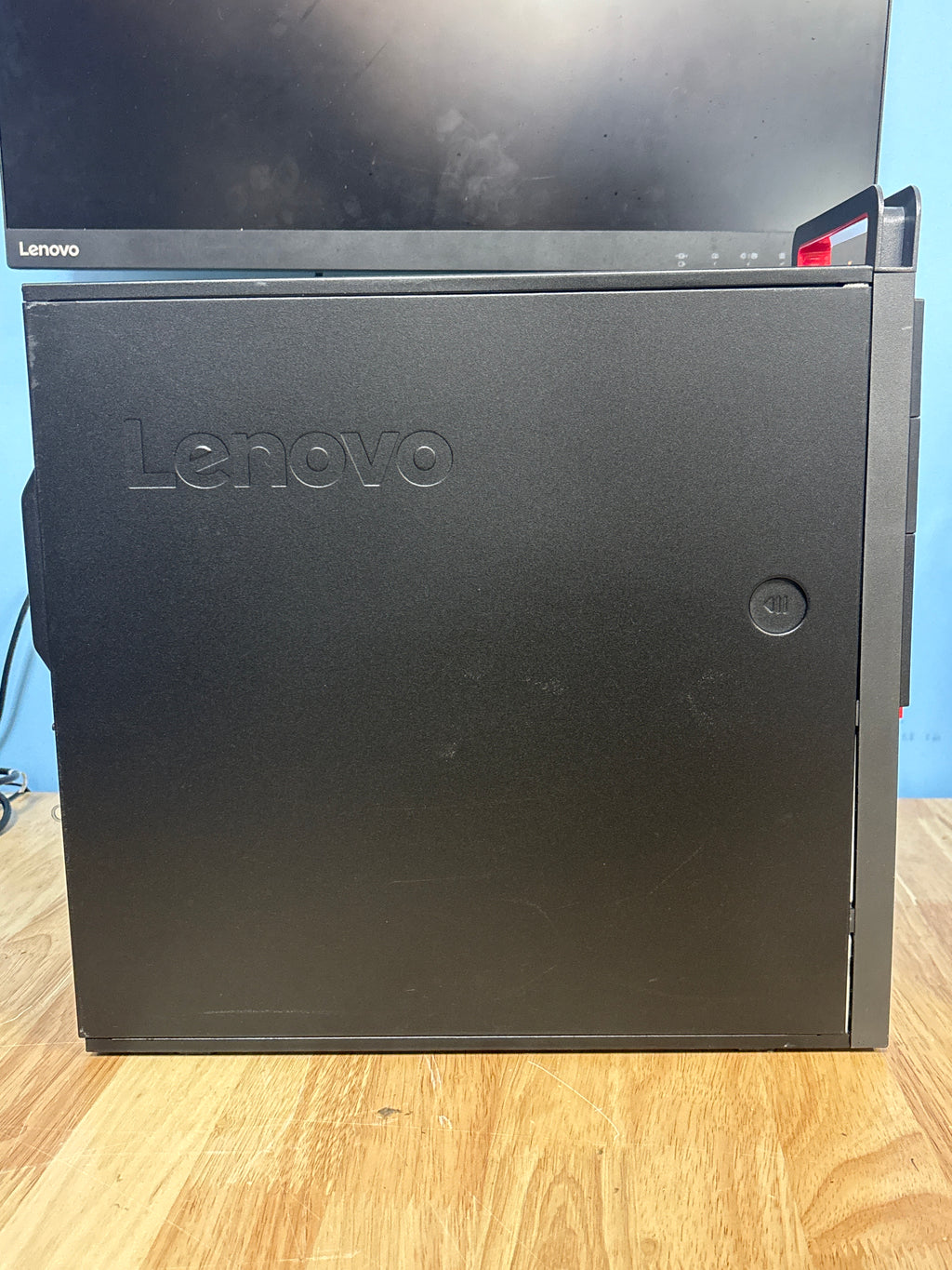 Lenovo Thinkcentre M900 i3-6100 32GB RAM 1TB HDD - For Parts (Bad HDD)