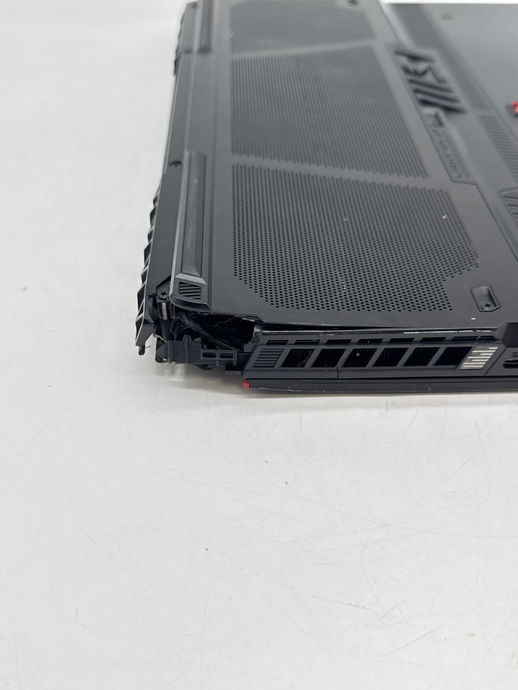 MSI Raider GE68 HX 13V 16" Core i9 16GB RAM 1TB SSD RTX 4060 - READ