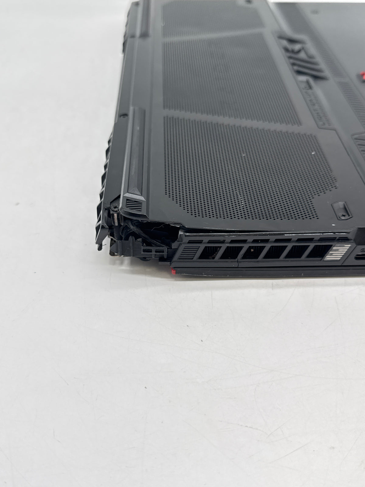 MSI Raider GE68 HX 13V 16" Core i9 16GB RAM 1TB SSD RTX 4060 - READ
