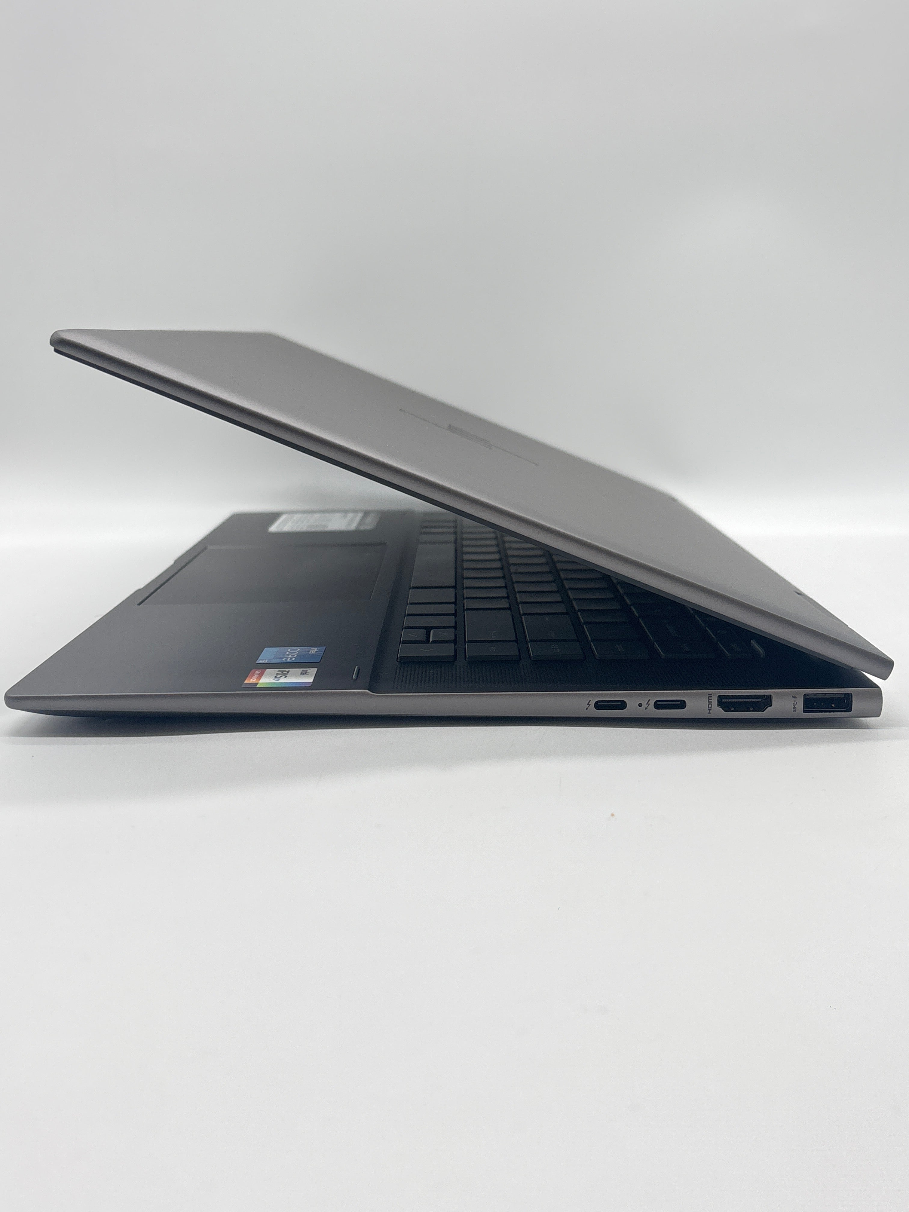 HP Envy x360 2-in-1 i5-1335u 8GB RAM 512GB SSD Gray - Used