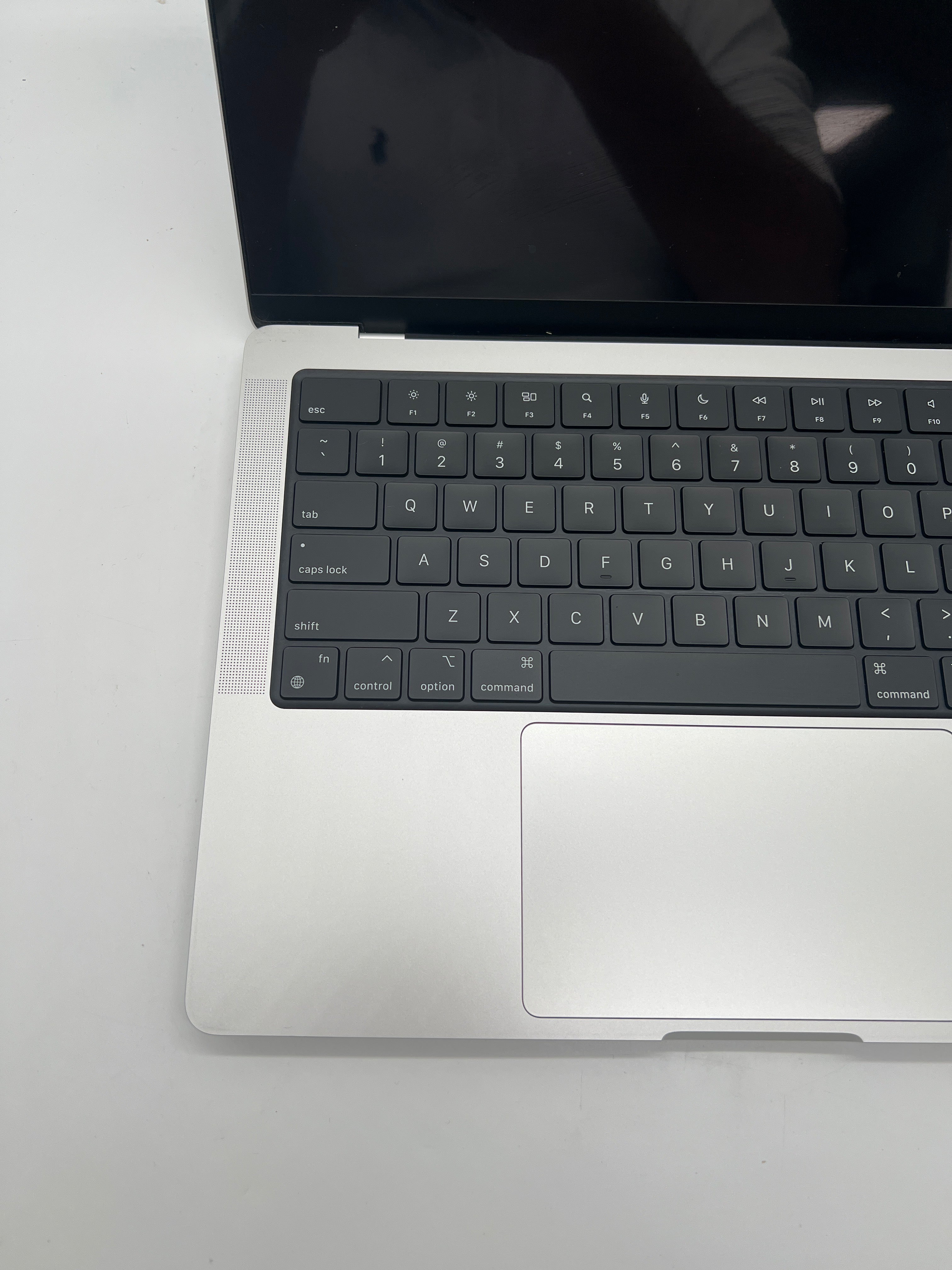 Apple MacBook Pro 14" A2442 2021 M1 Chip Silver For Parts Untested No Specs