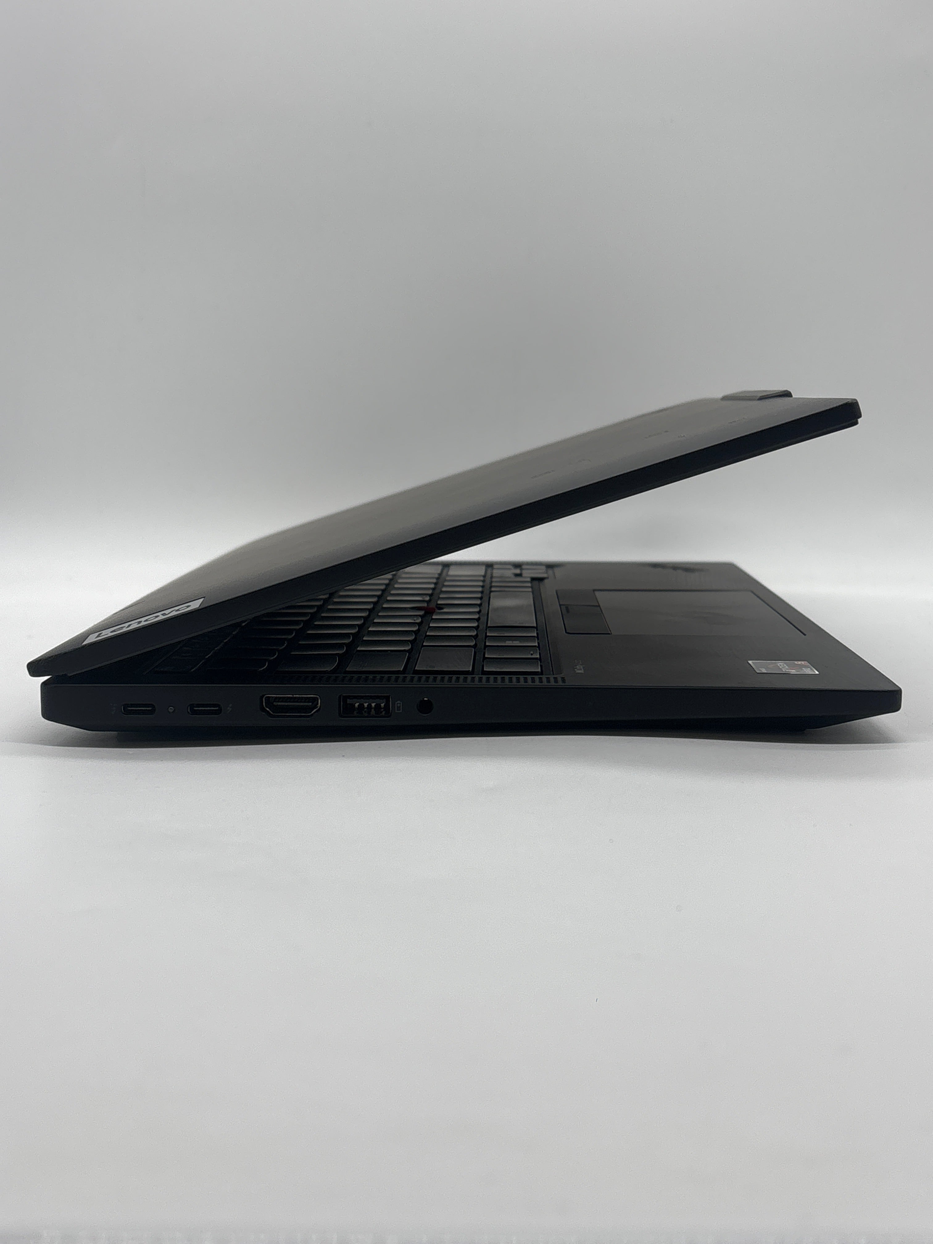 Lenovo ThinkPad T14 Gen 5 Ryzen 5 PRO 8540U 32GB RAM 512GB SSD - For Parts (Read)