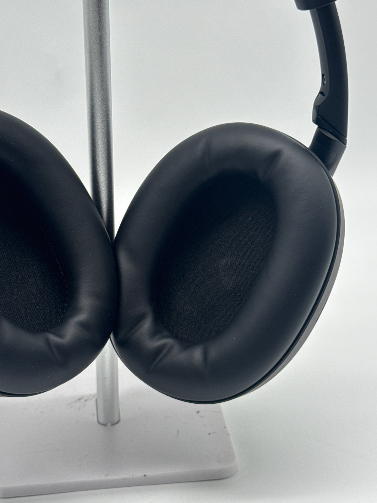 Sony WH-1000XM6 Wireless Noise Canceling Over-Ear Headphones Black - Used