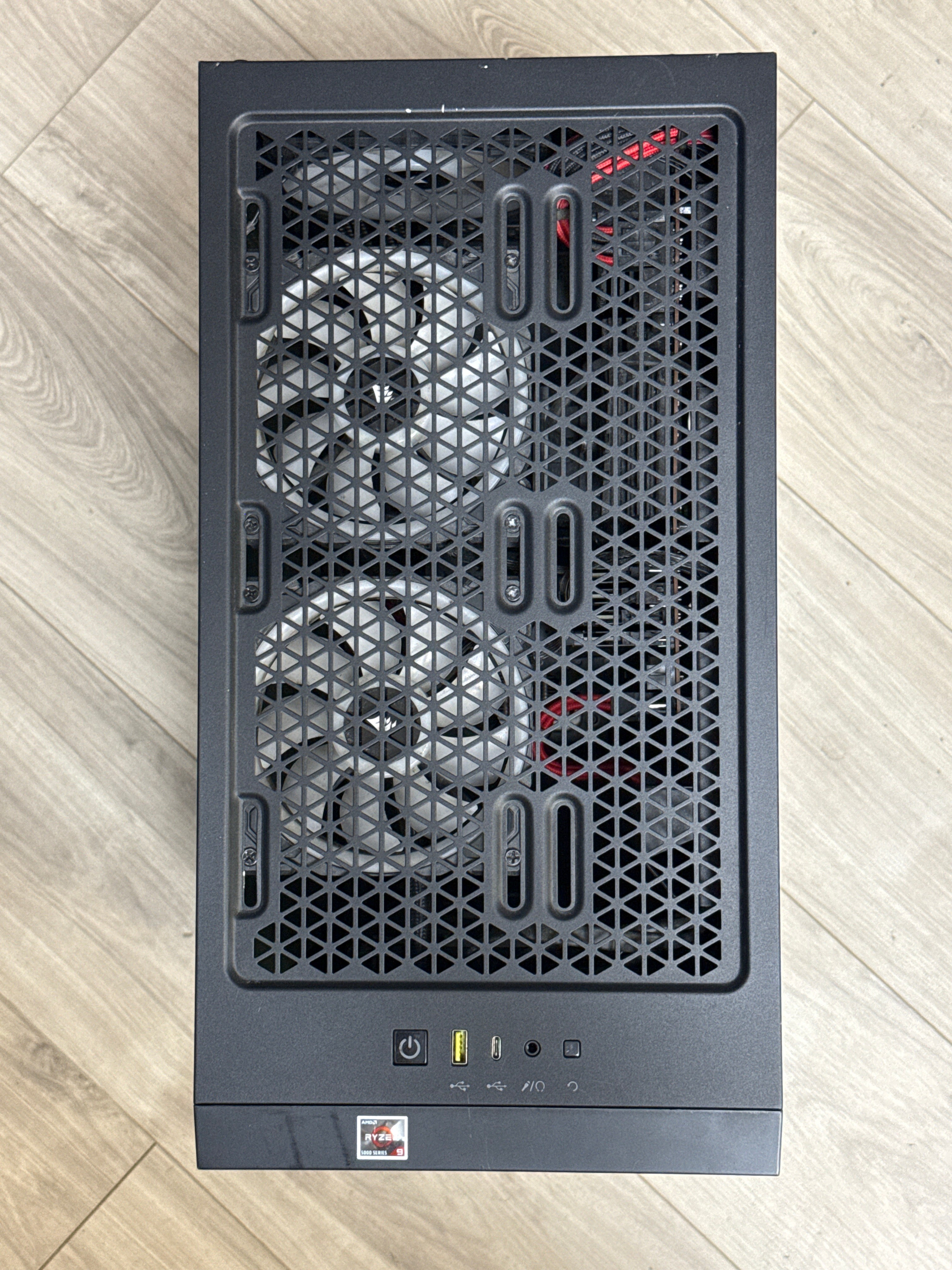 Custom PC Ryzen 9 5900X 32GB RAM 4TB HDD + 1TB SSD RX 6600XT - Used