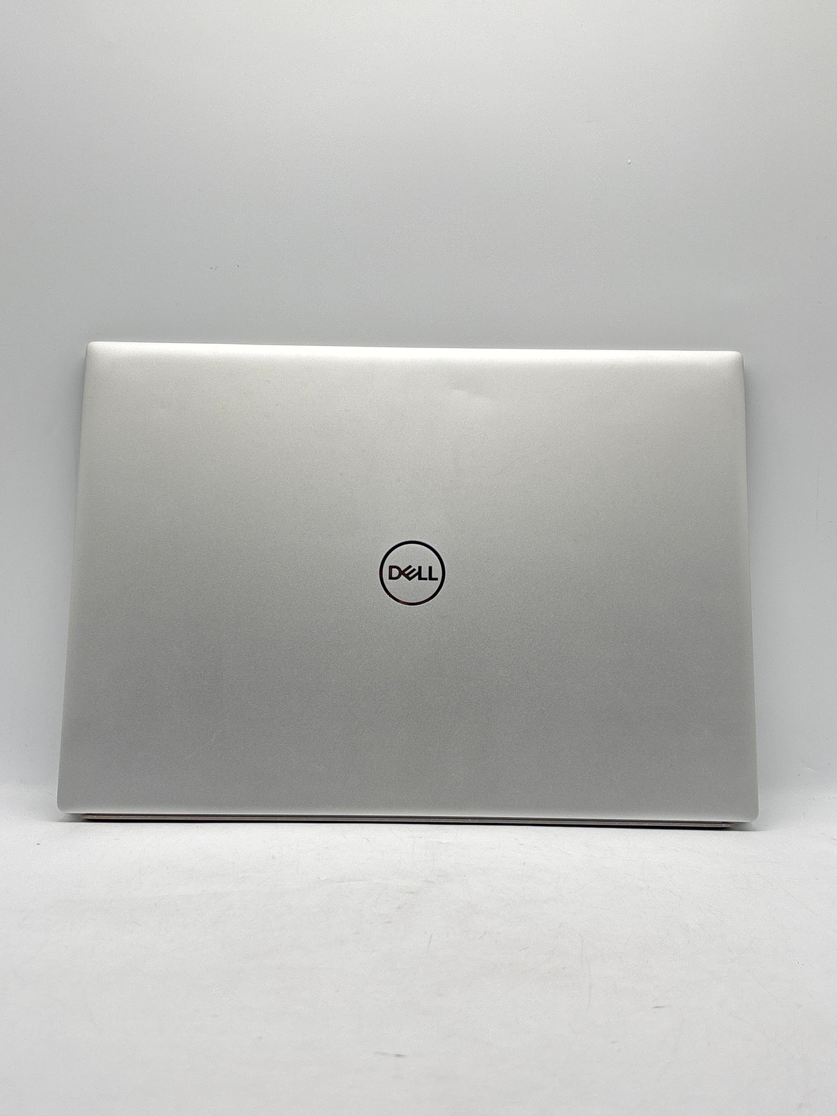 Dell Inspiron 16 5620 16" Intel Core i7-1255U 16GB RAM 512GB SSD MX570A Silver - Used