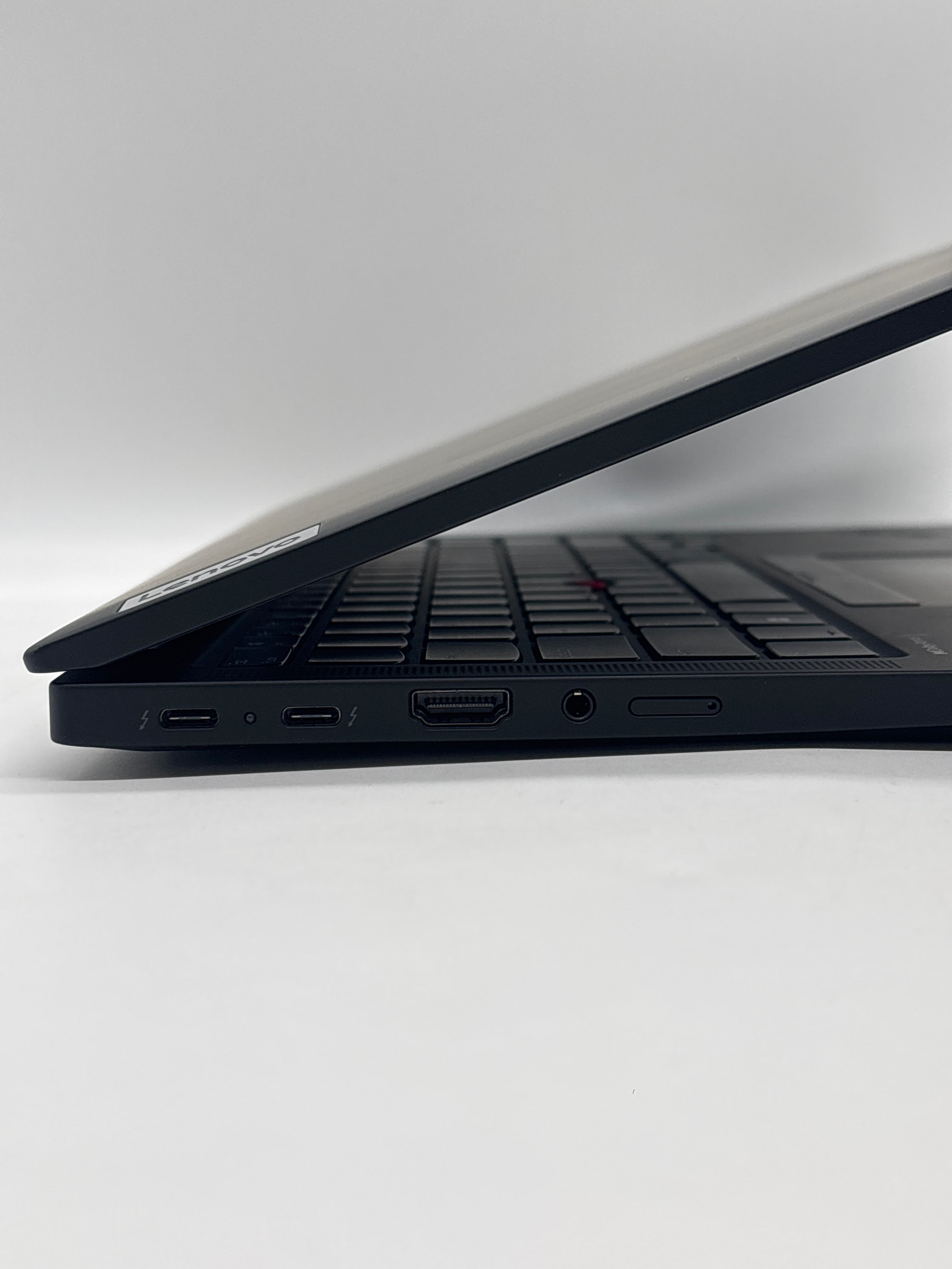 Lenovo ThinkPad T14s Gen 6 Ryzen AI 7 Pro 32 GB RAM 512 GB SSD - Warranty