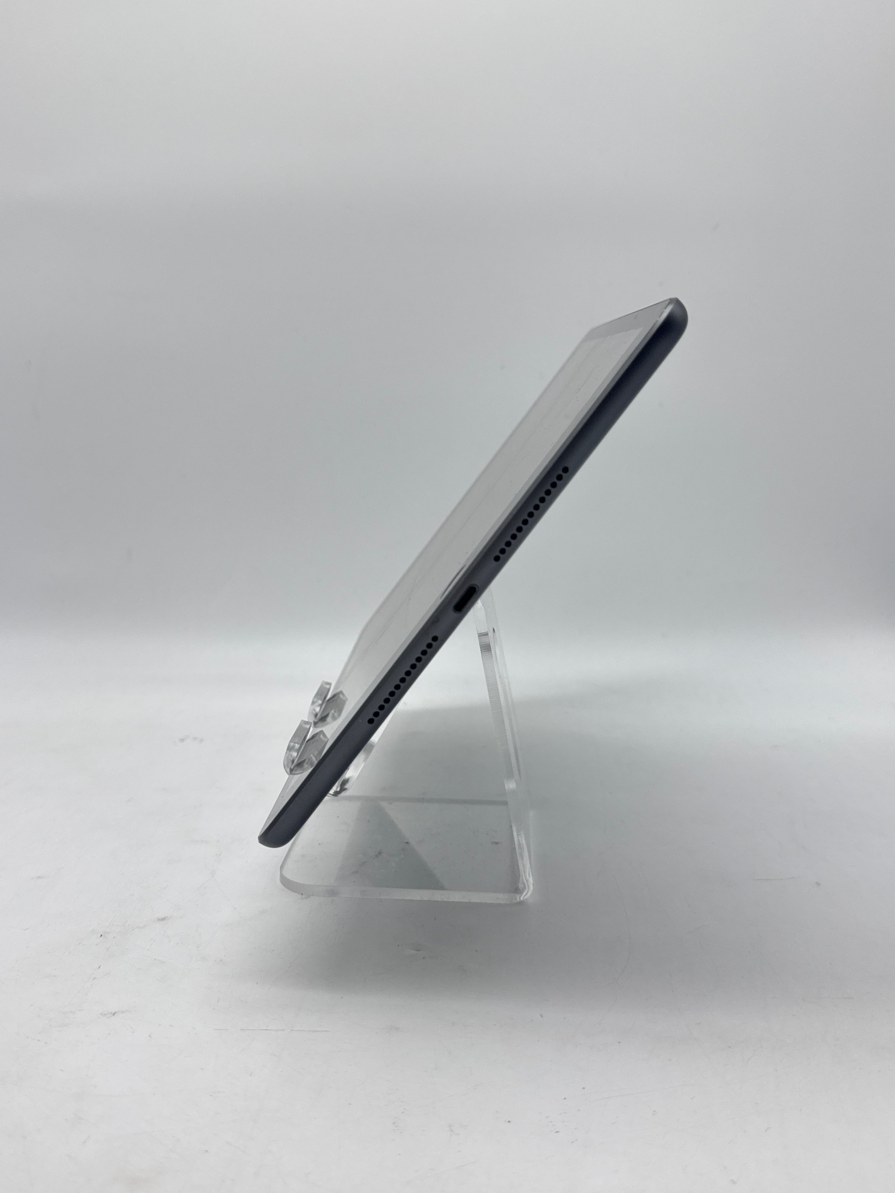Apple iPad 9th Gen A2602 64GB Wi-Fi Tablet - Used