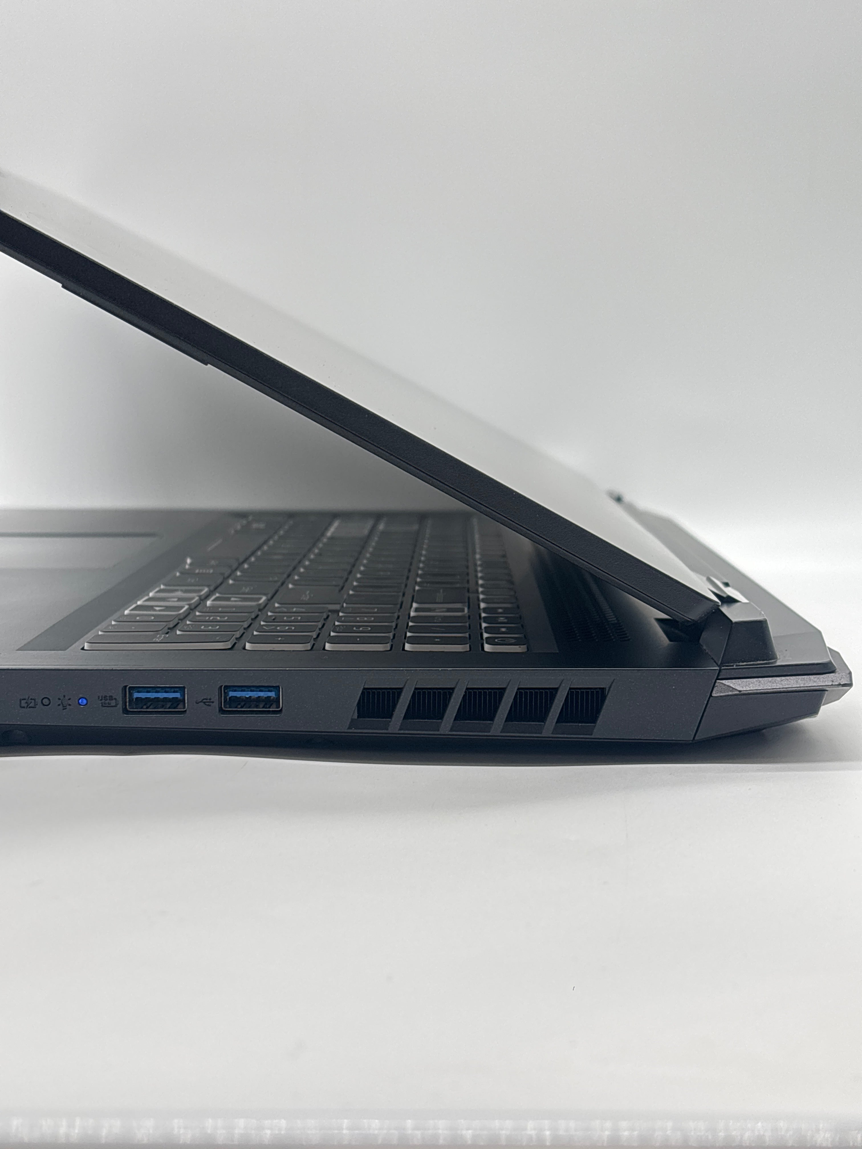 Acer Nitro 5 N22C2 Ryzen 7 6800H 16GB RAM 1TB SSD GeForce RTX 3060