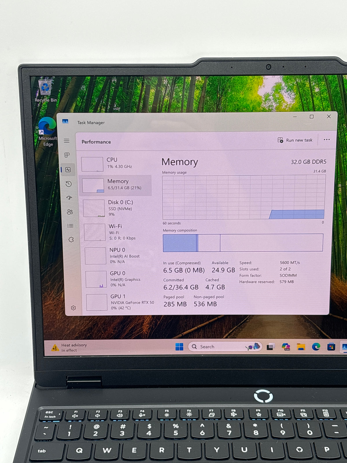 Lenovo Legion 5 15IAX10 15.6" Intel Core Ultra 7 255HX 32GB RAM 1TB SSD RTX 5070 Black - No Charger