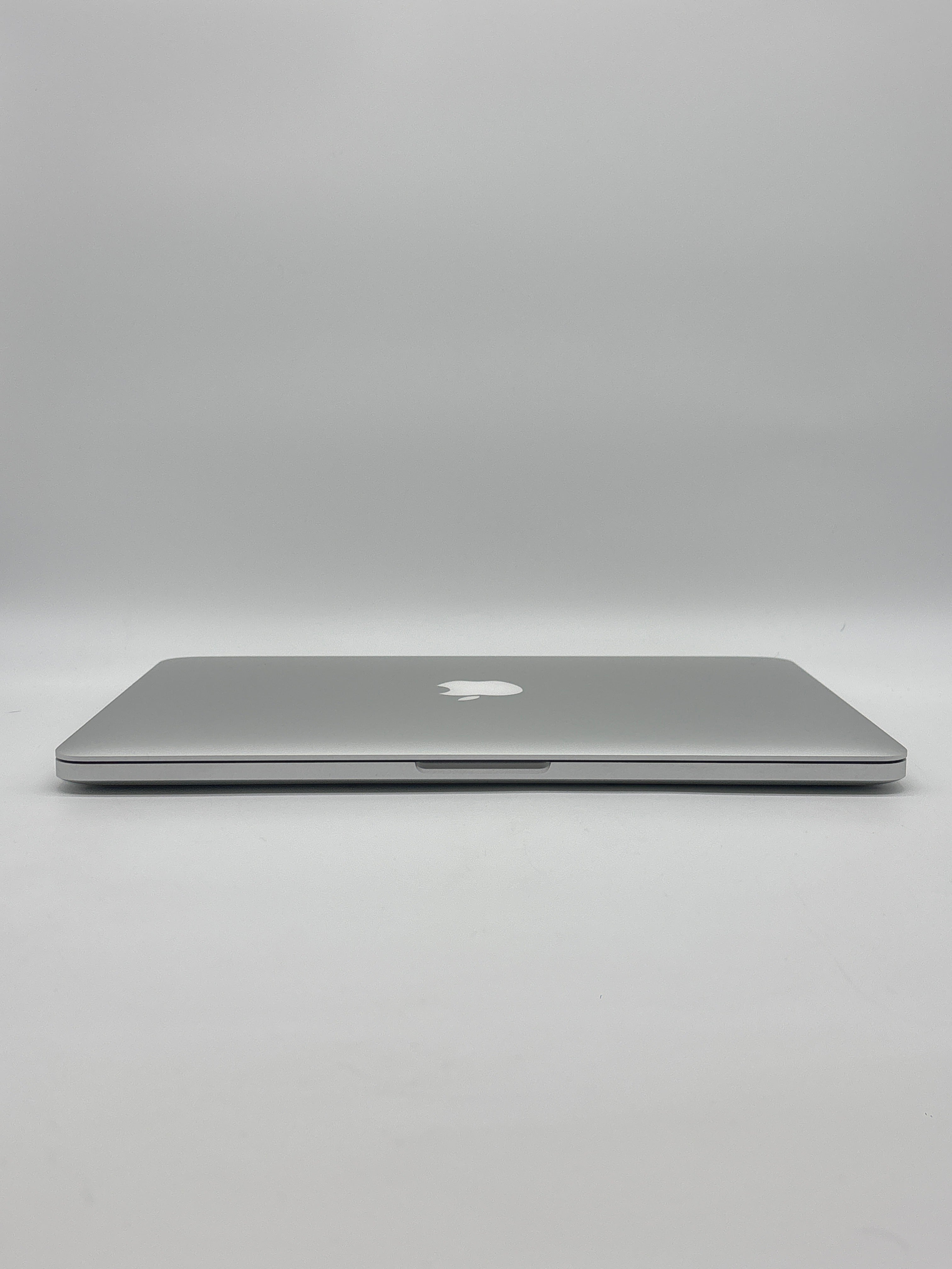 Apple MacBook Pro 13 Inch A1502 2015 i5 8GB RAM 128GB SSD (Cycle Count 60)