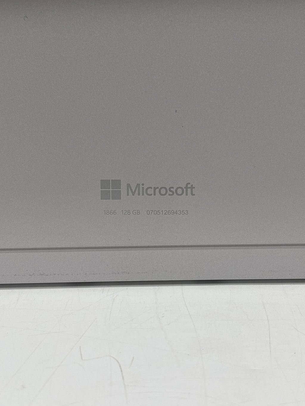 Microsoft Surface Pro 7 Touch i3-1005G1 4GB RAM 128GB SSD Used