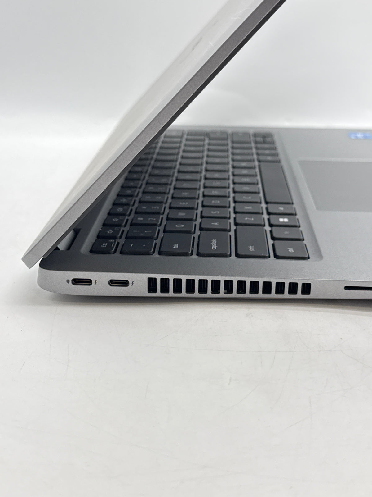 Dell Latitude 5430 14" Intel Core i5-1235U 32GB RAM 256GB SSD - Used