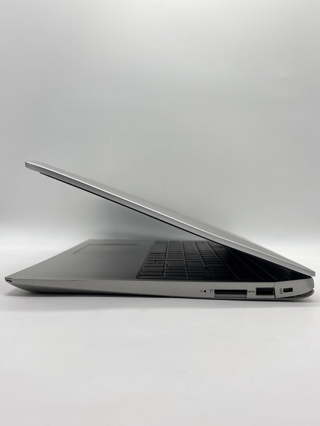 Lenovo Ideapad 330s-15IKB i5-8250U 4GB RAM 128GB SSD - For Parts (Read DESC)