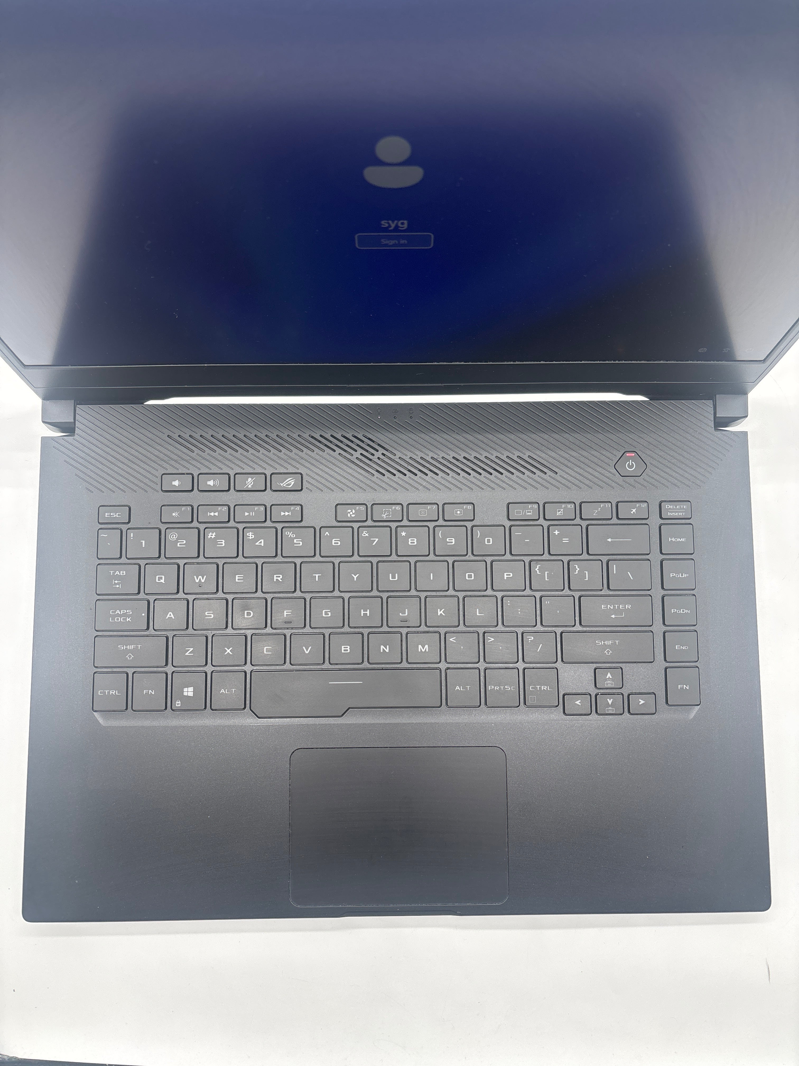 ASUS ROG Zephyrus G15 GA502I Ryzen 7 4800HS 16GB RAM 1TB SSD GTX 1660 Ti