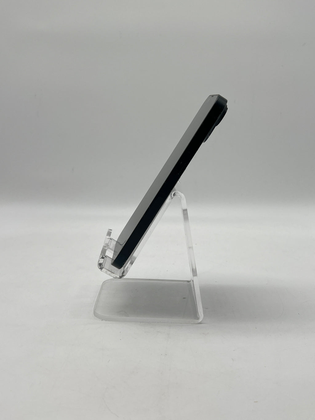 ATT Apple iPhone 14 128GB Midnight - For Parts Cracked Back
