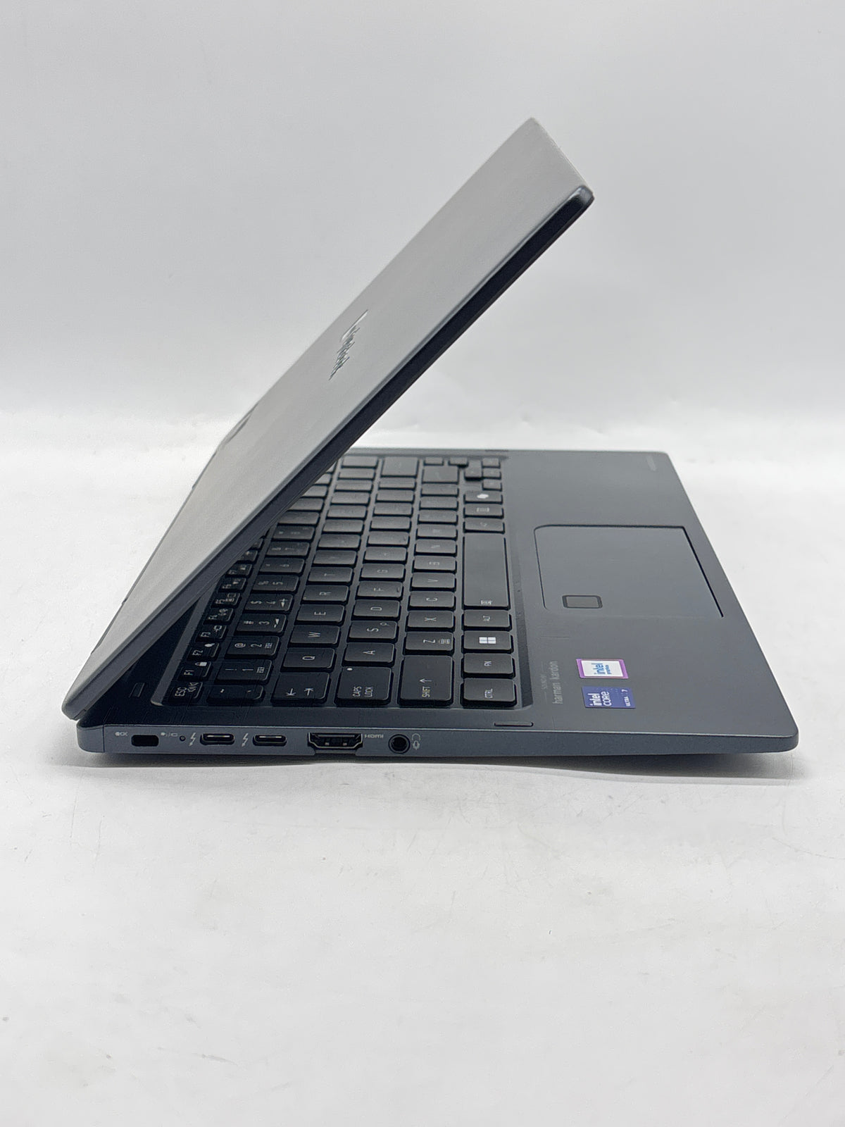 DynaBook Portege X30W-M Ultra 7 255U 16GB RAM DDR5 512GB SSD 13.3in - Used