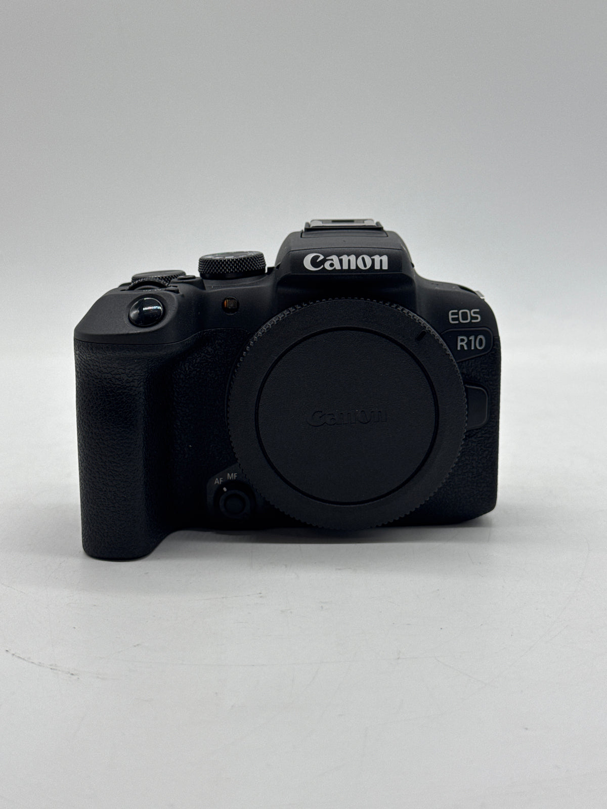 Canon EOS R10 Mirrorless Camera w/ RF-S 18-25mm Lens Black - Used