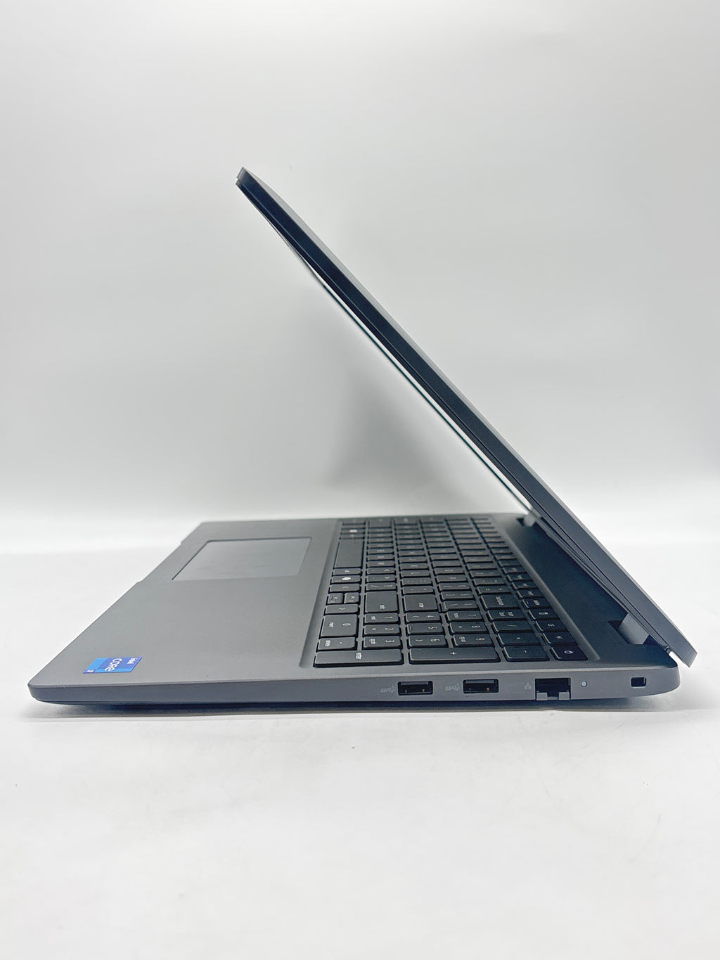Dell Latitude 3550 15.6 in i7-1355U 16GB 512GB SSD - Used