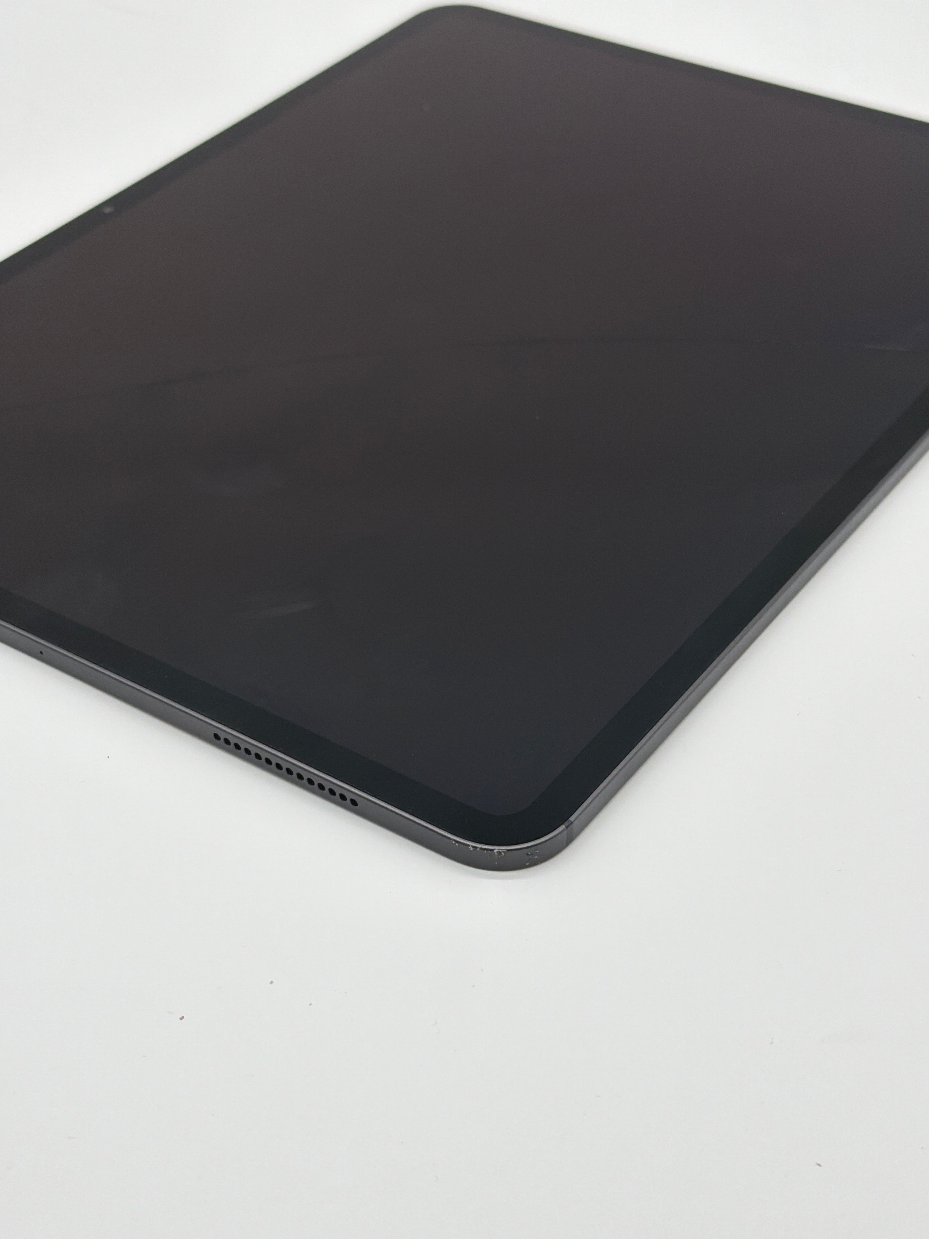 Apple iPad Pro  Wi-Fi M4 13" 256GB Space Black A2925 Broken Screen Read