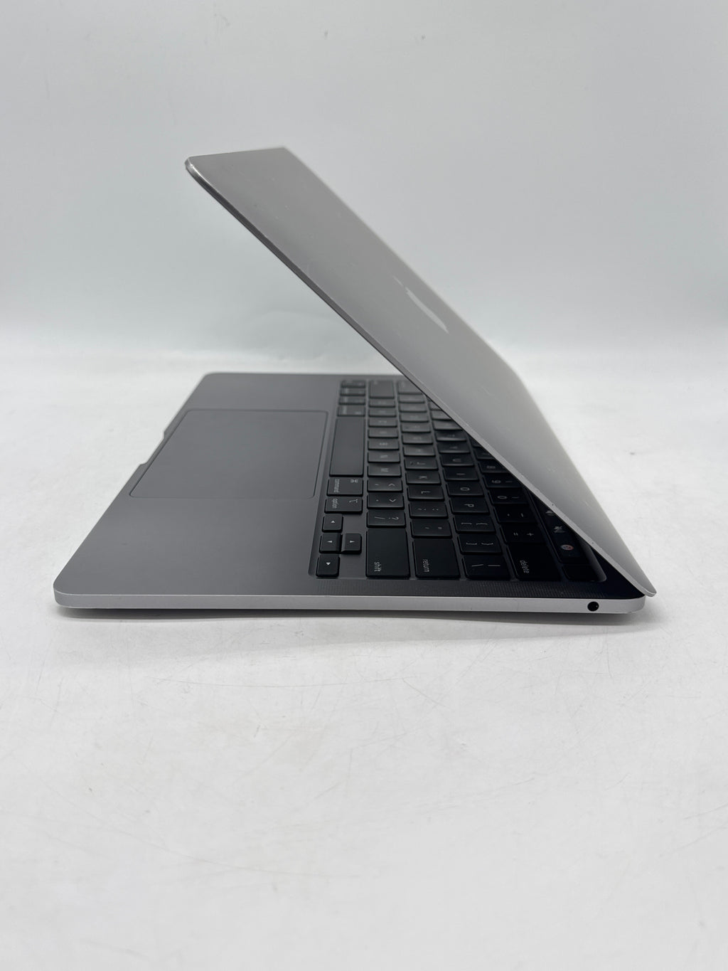 Apple MacBook Pro 13 Inch A2338 Apple M1 Chip 8GB RAM 256GB SSD - Used