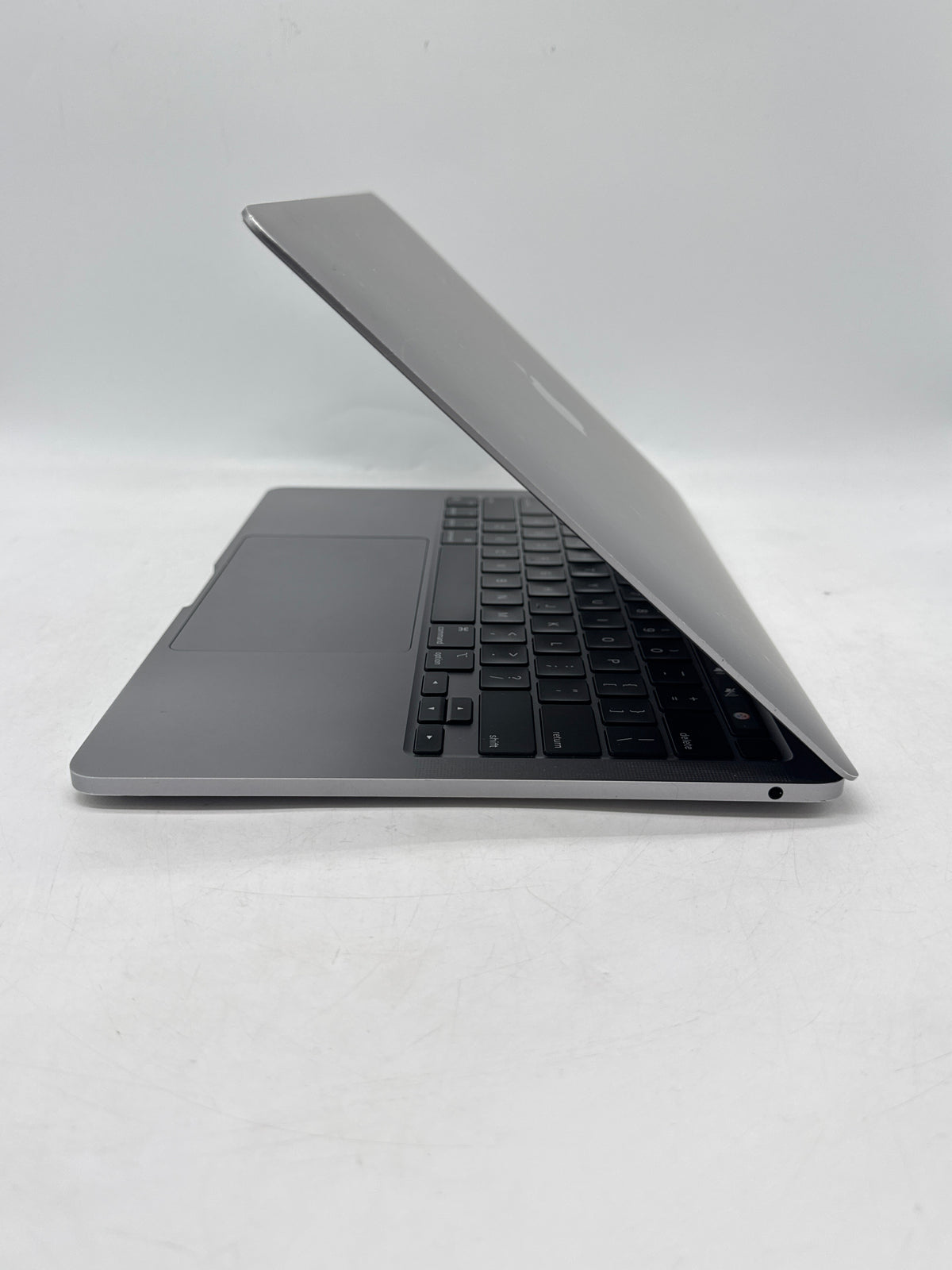 Apple MacBook Pro 13 Inch A2338 Apple M1 Chip 8GB RAM 256GB SSD - Used