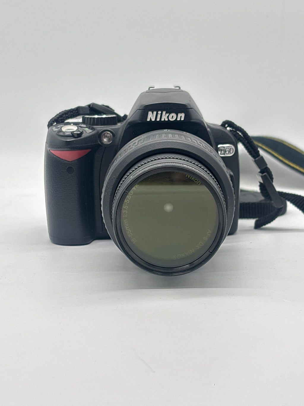 Nikon D60 Digital SLR Camera 10.2 MP W/ Nikon speedlight SB 600 Canon speedlight 420EX - Used