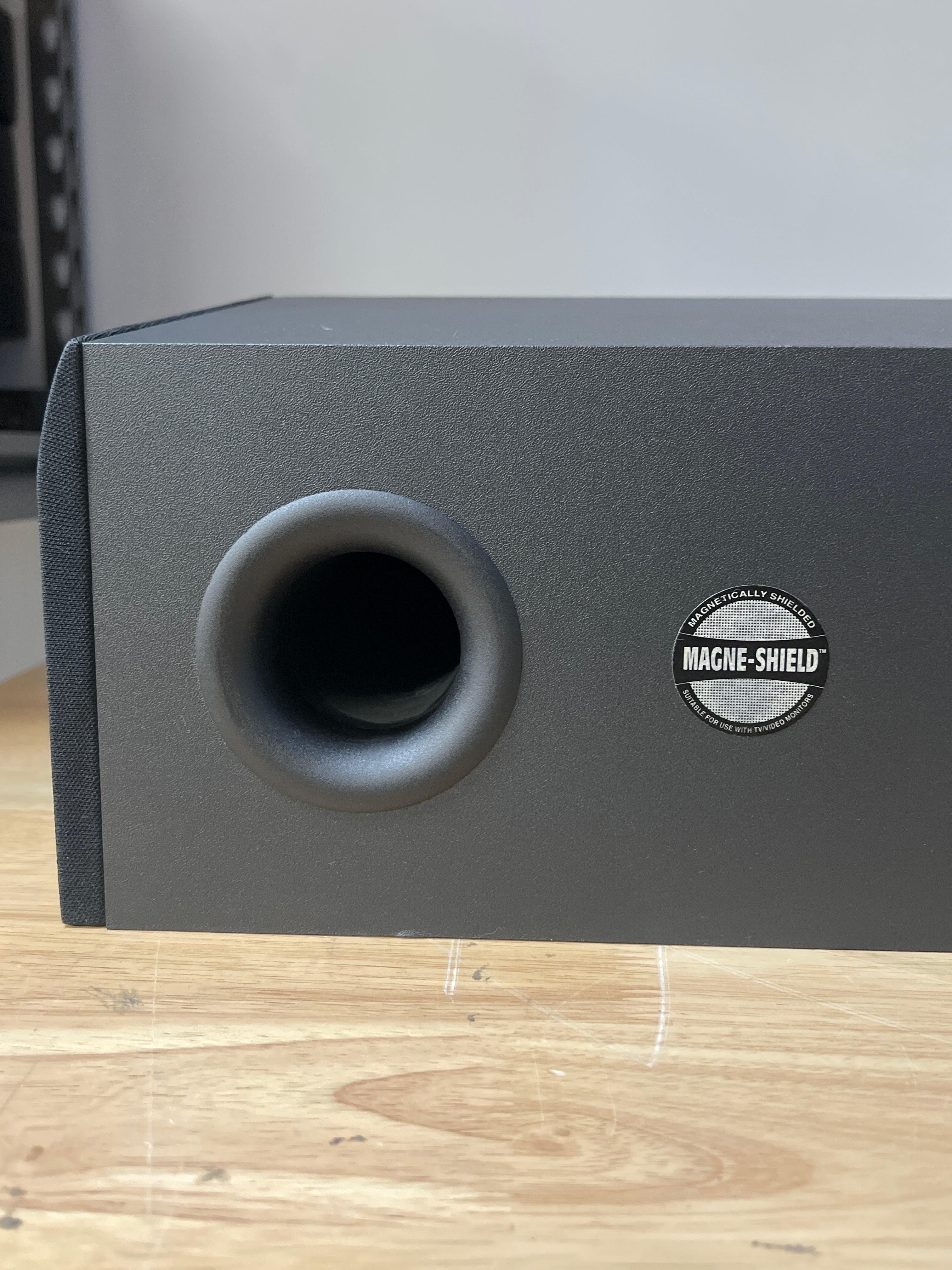 Paradigm CC-370 V3 Center Speaker Black 5.25 Inch 10-175 Watt Used