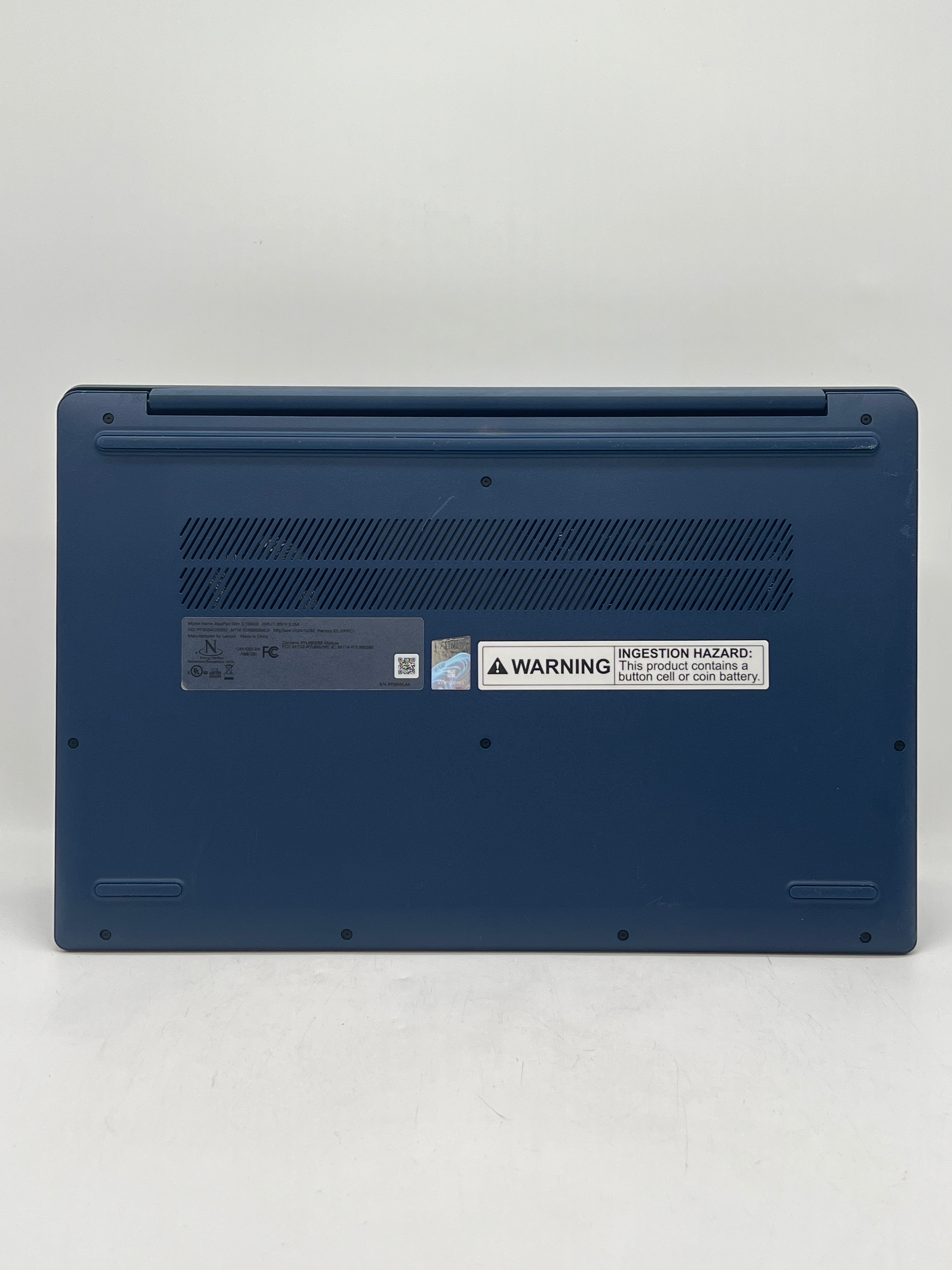 Lenovo IdeaPad Slim 3 15.6" i3-N305 8GB 256GB - Used