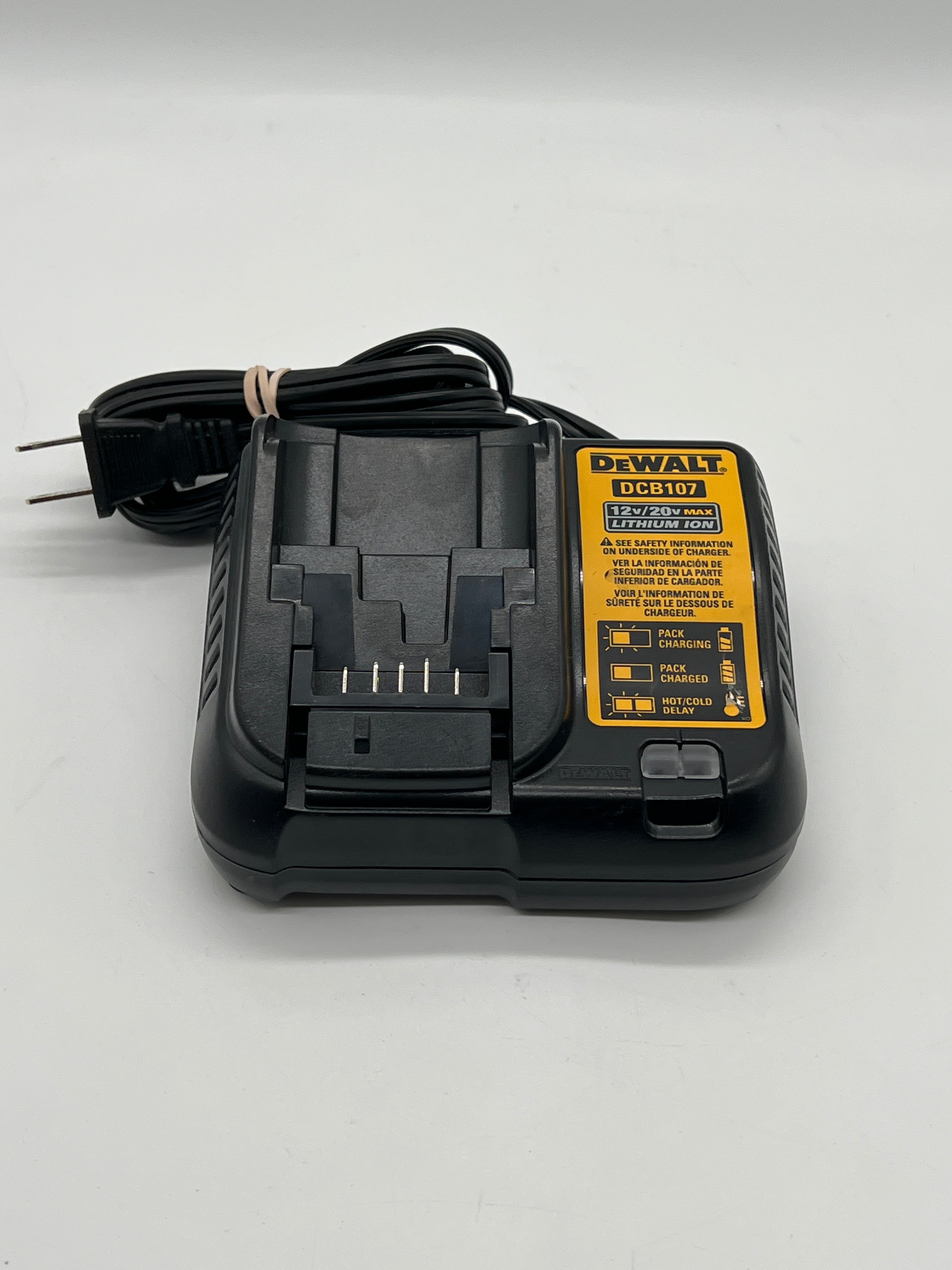 DEWALT DCB107 Lithium-Ion 12v / 20v Battery Charger