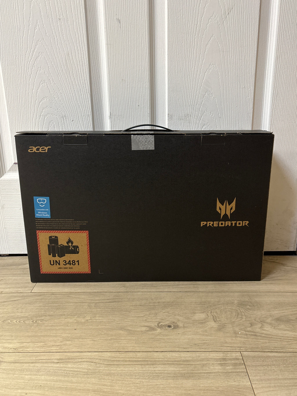 Acer Predator Helios 300 15.6" Core i7-8750H 16GB RAM 256GB SSD GTX 1060 Black - Used