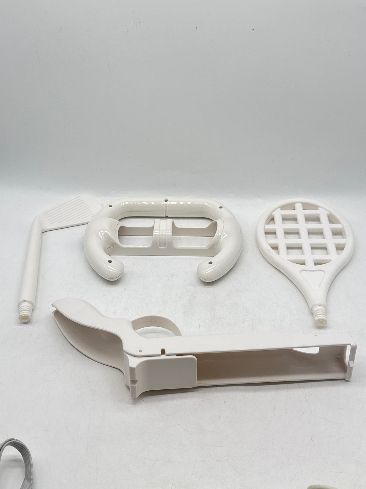 Nintendo Wii RVL-001 Console White Complete Bundle w/ 2 Remotes - Used