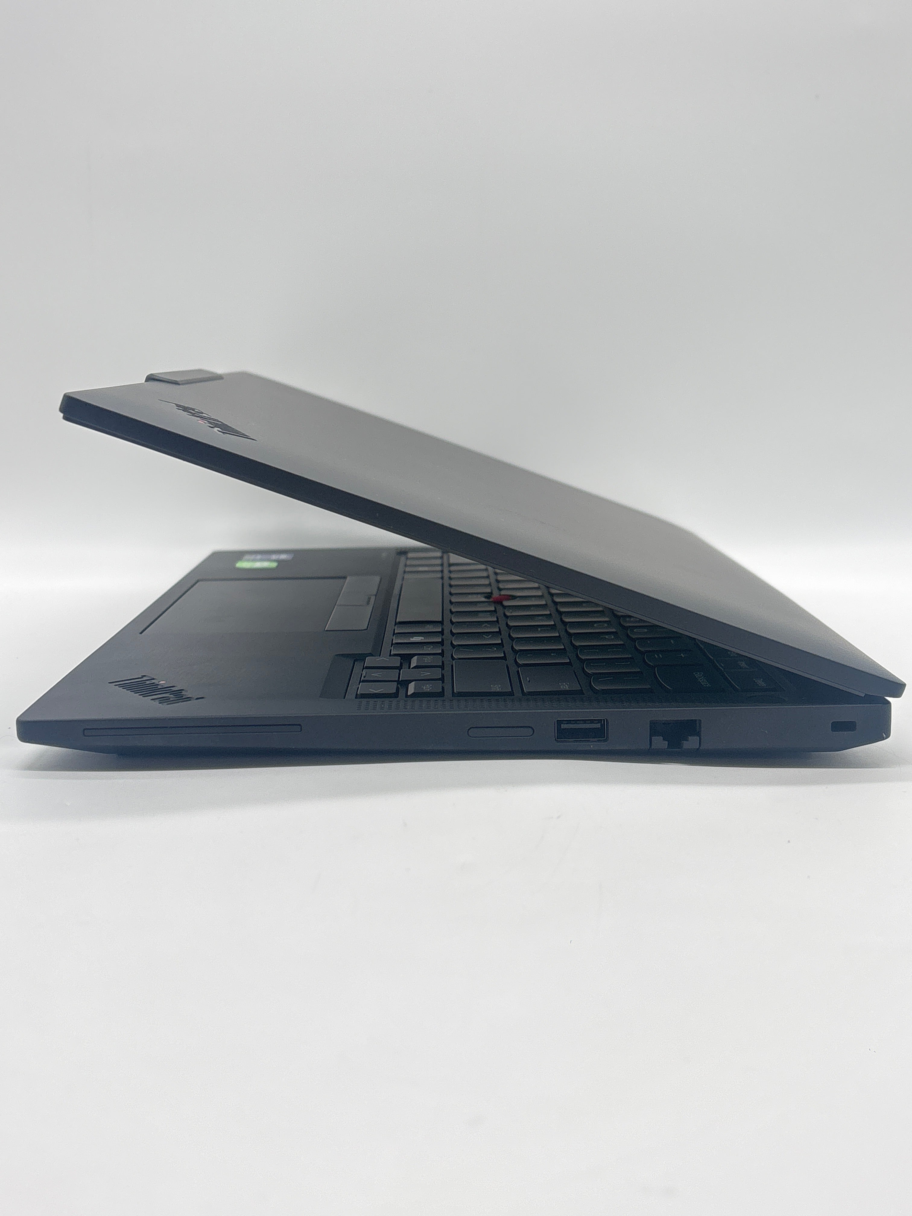 Lenovo ThinkPad T14 Gen 6 Ultra 7 268V 32 GB RAM 512 GB SSD - For Parts (Read DESC)